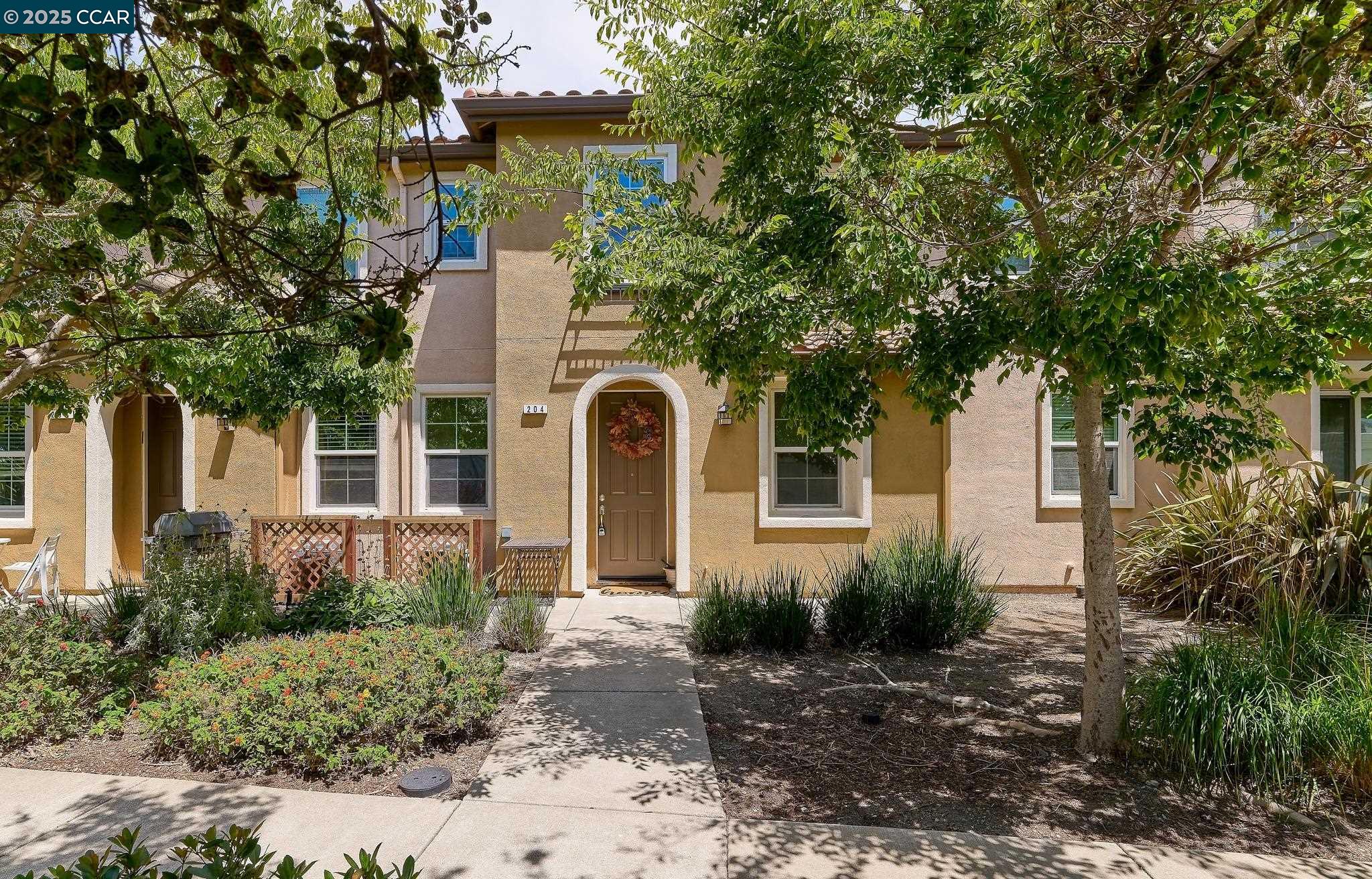 204 Purisima St