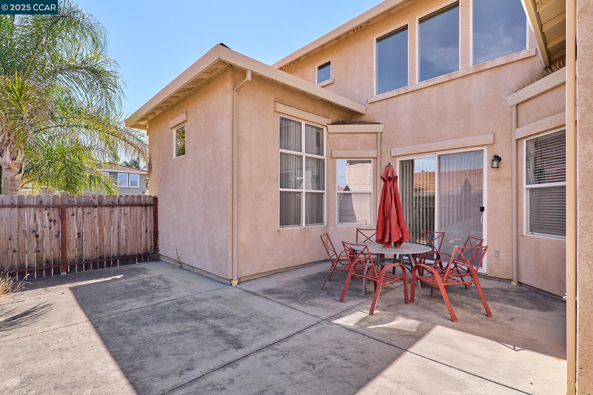 1835 Sanger Peak Way