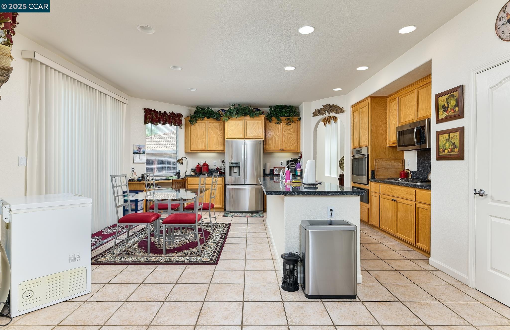 1835 Sanger Peak Way