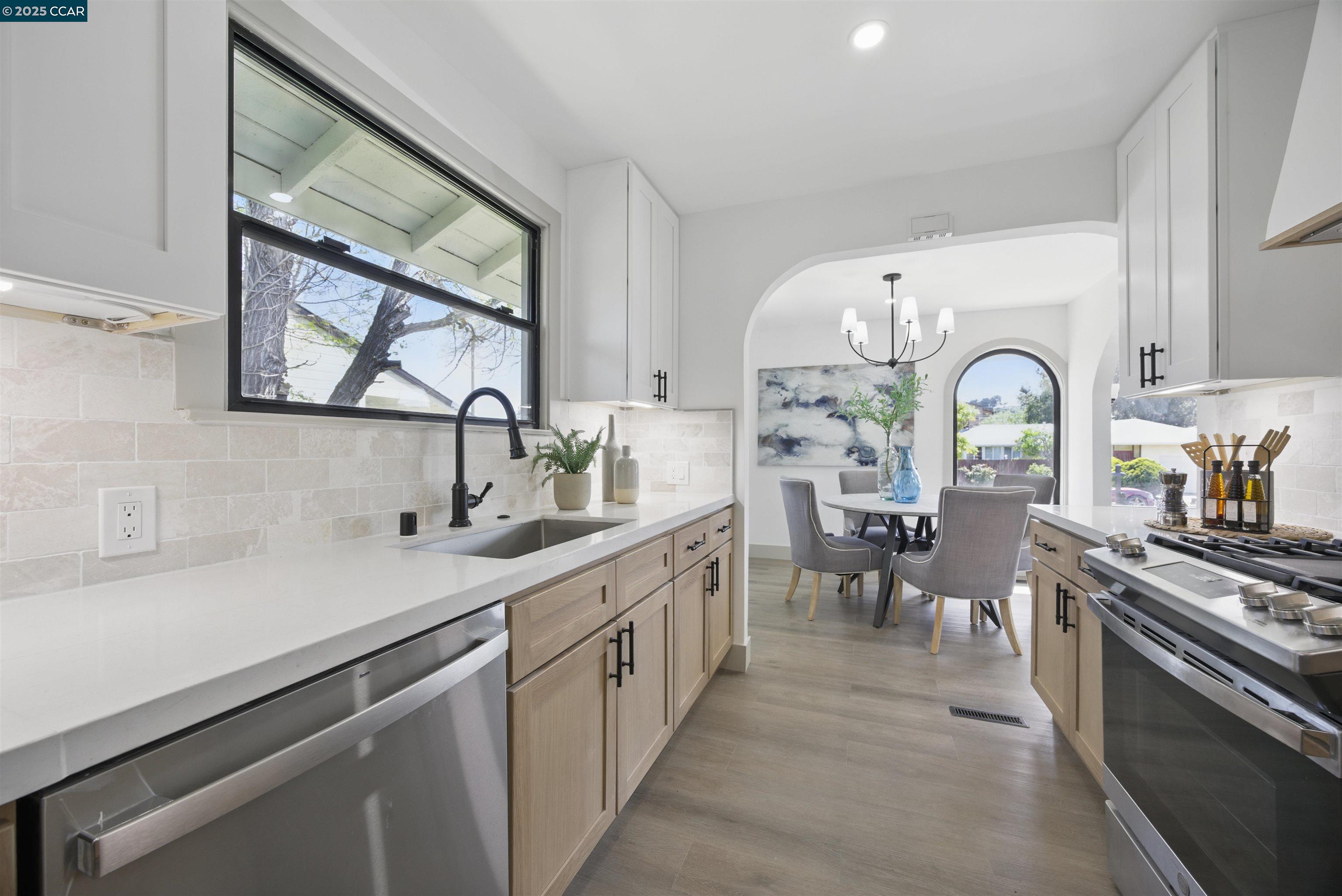 212 Indio Dr