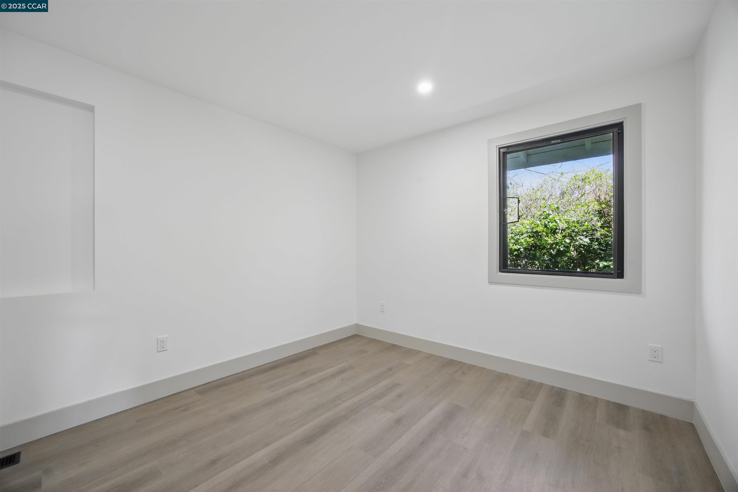 212 Indio Dr