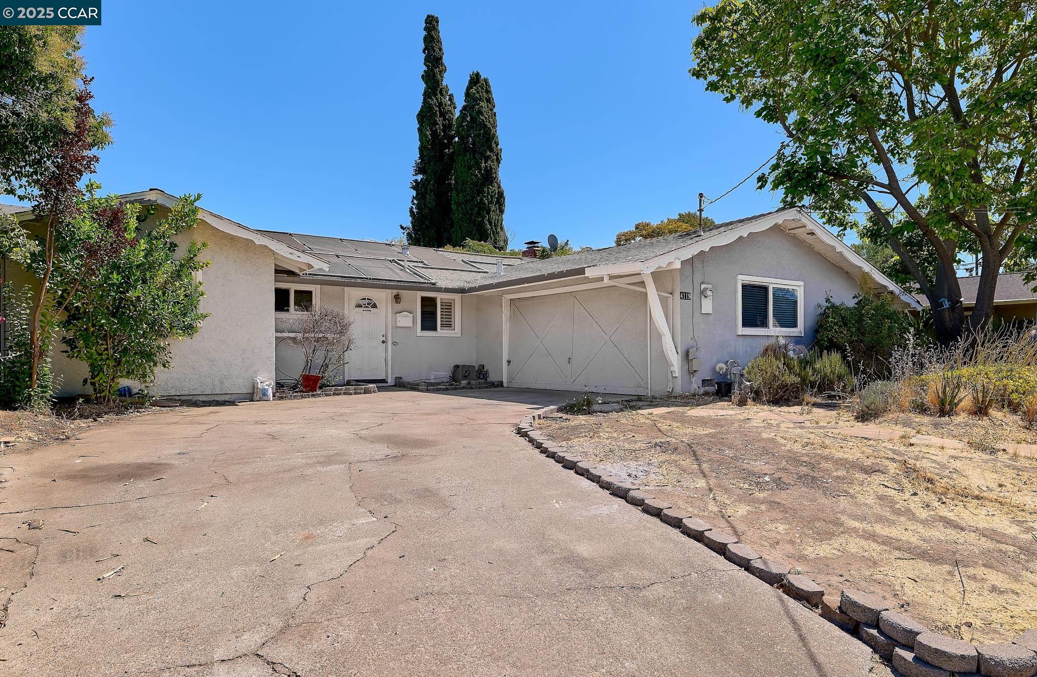 4119 Churchill Dr