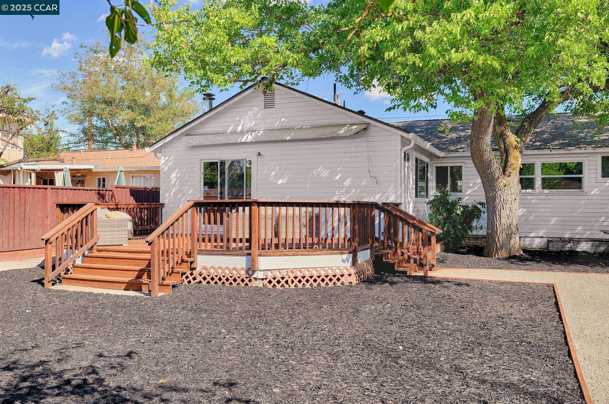 1555 Ayers Rd