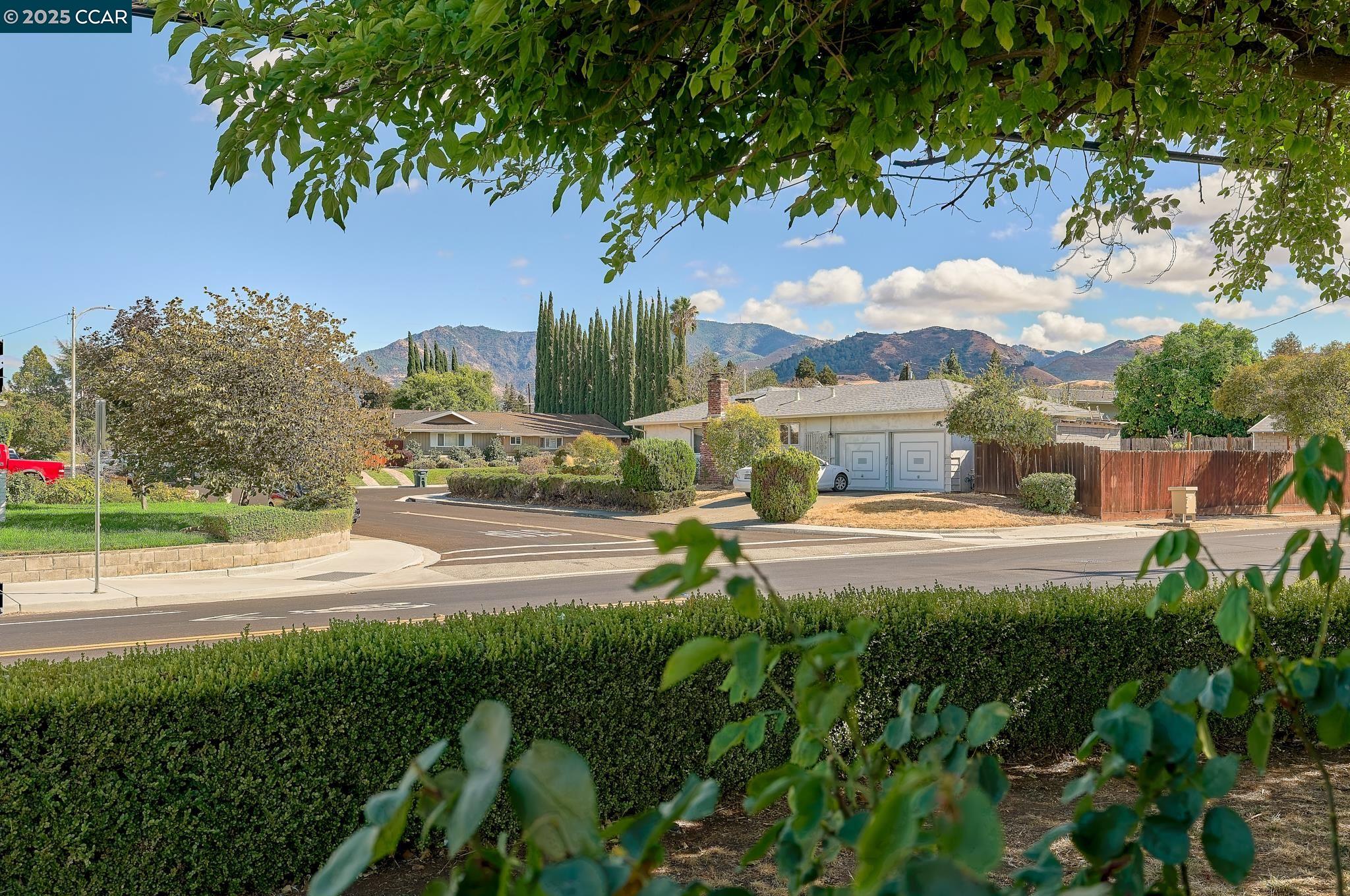 1555 Ayers Rd