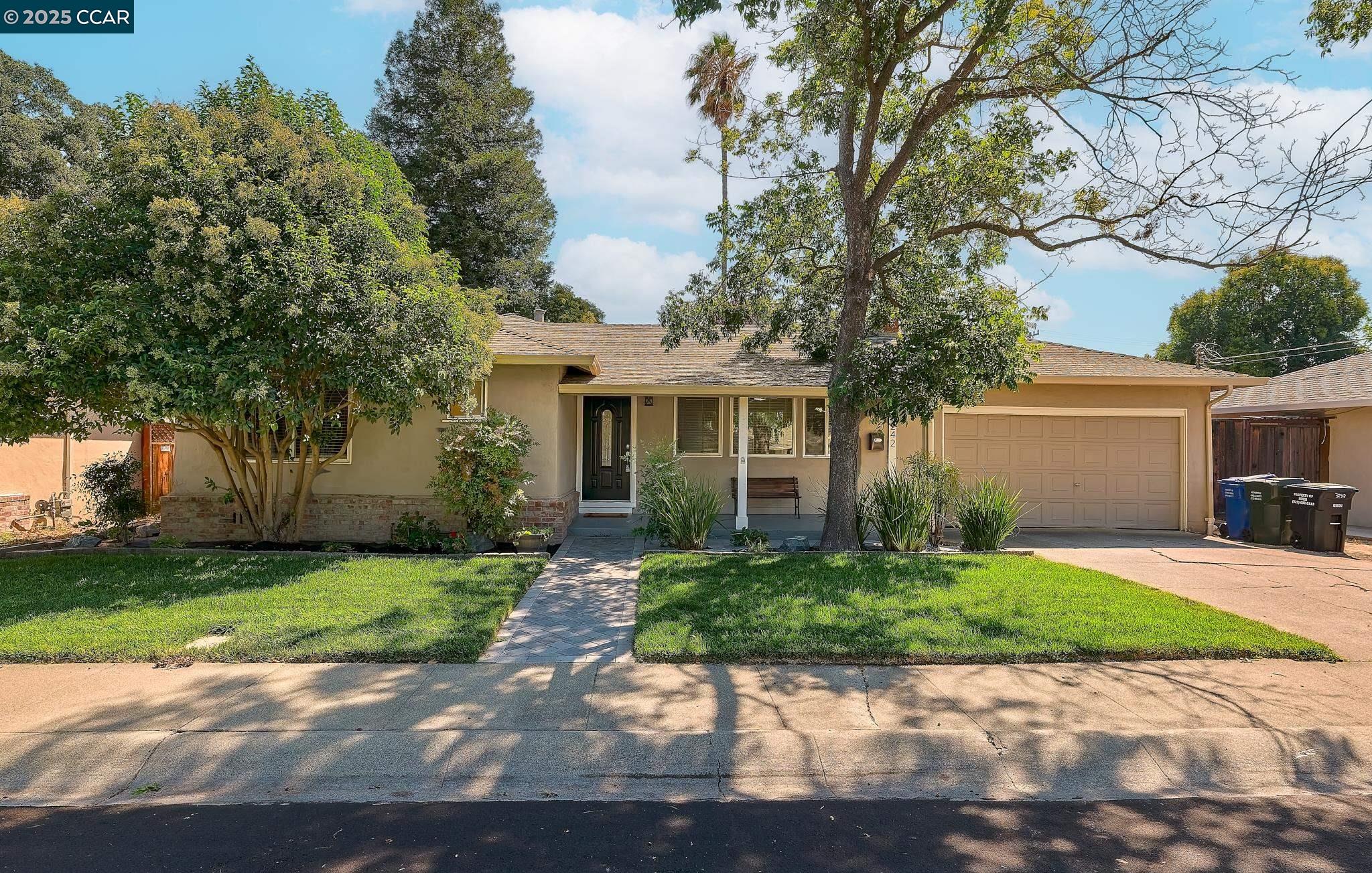 3242 Fitzpatrick Dr