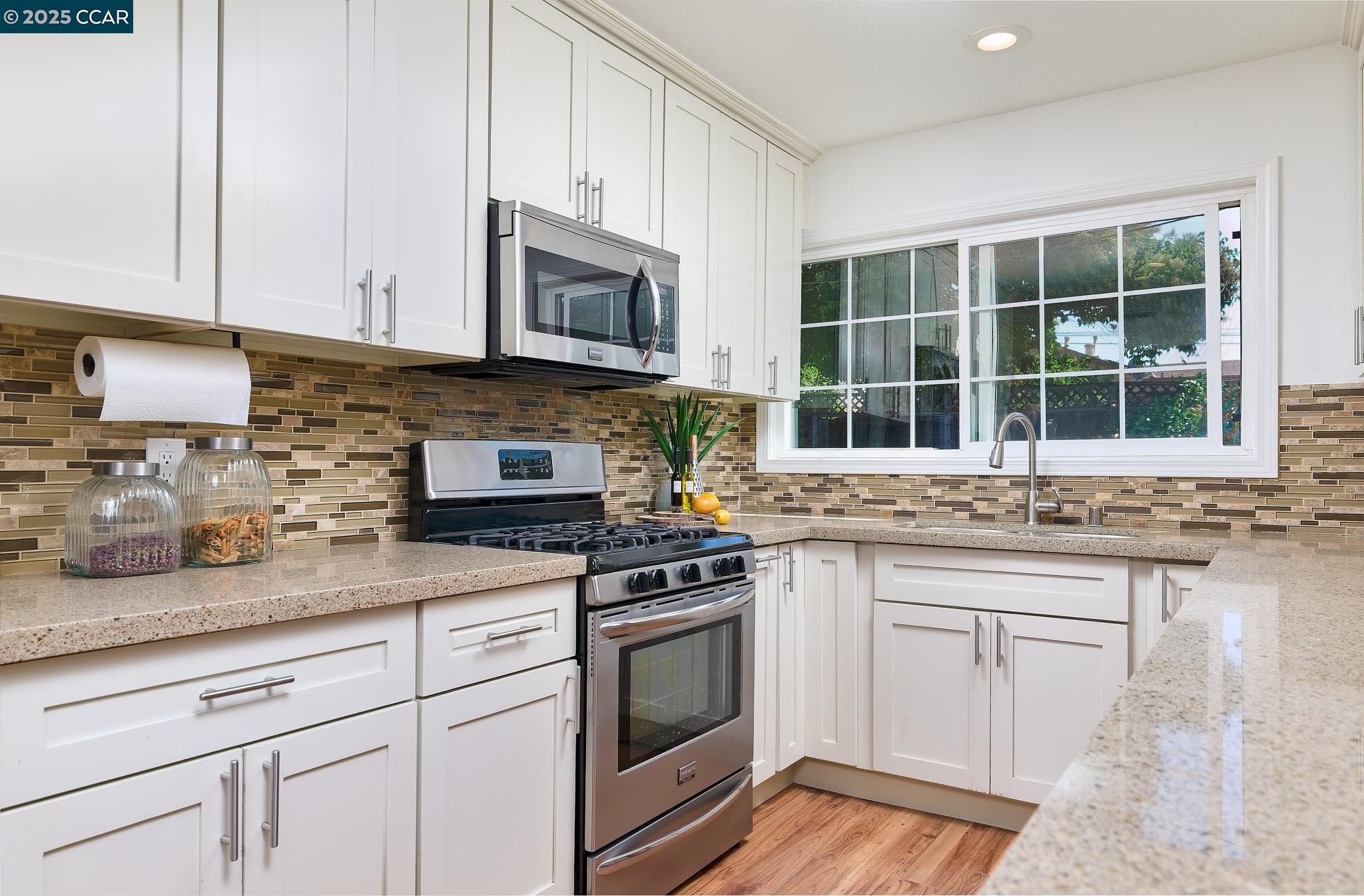 3242 Fitzpatrick Dr