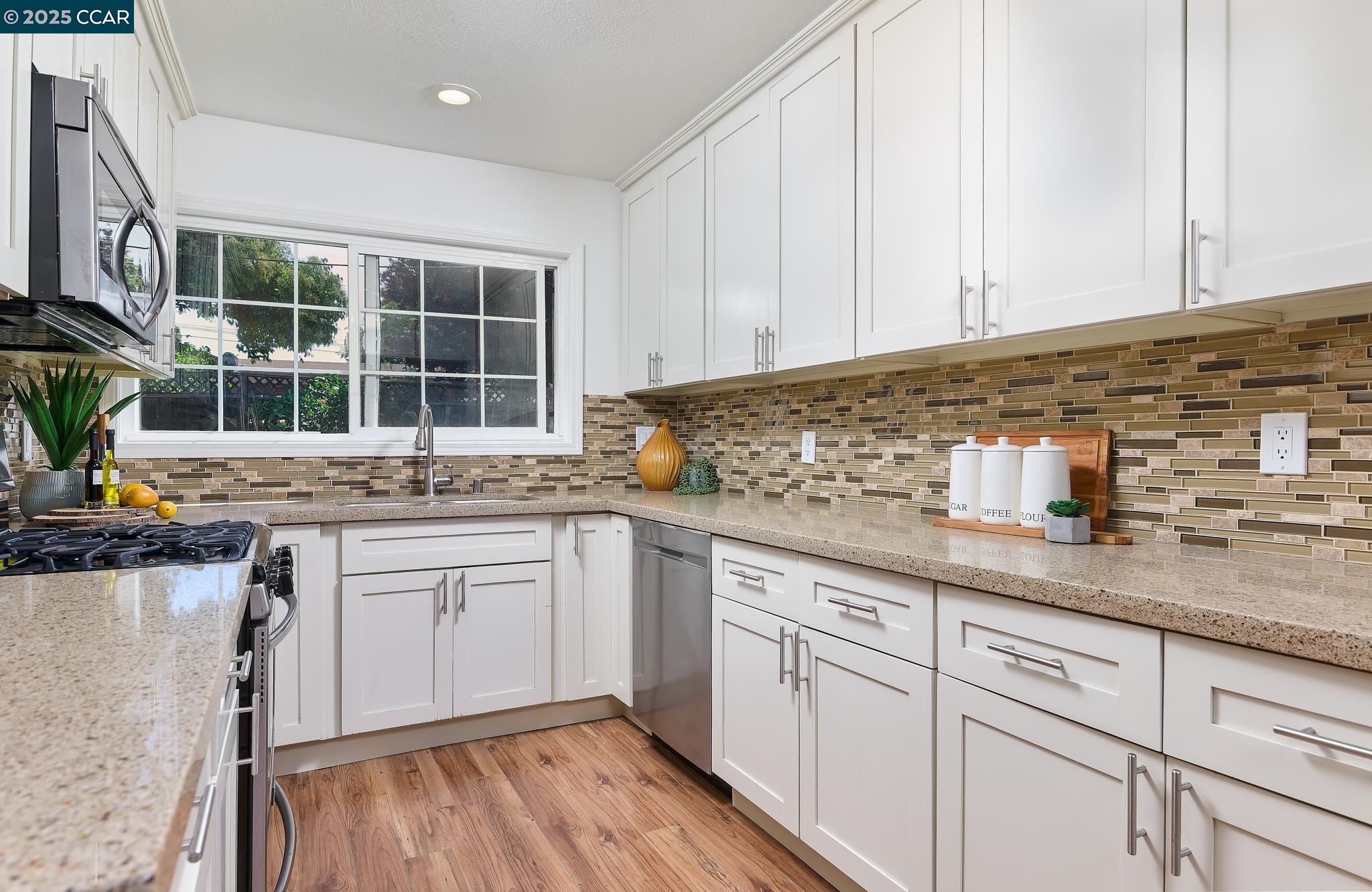 3242 Fitzpatrick Dr