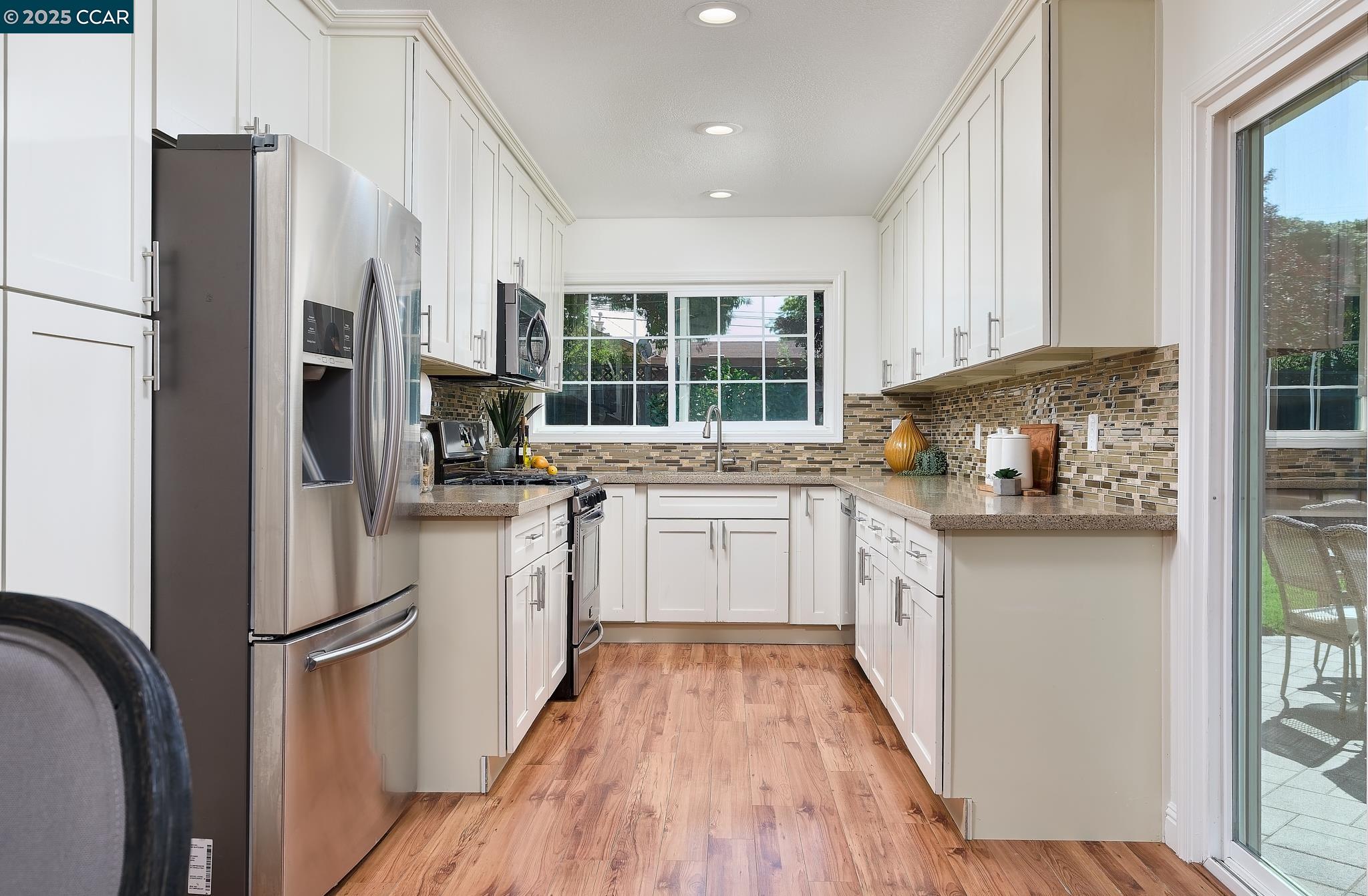3242 Fitzpatrick Dr
