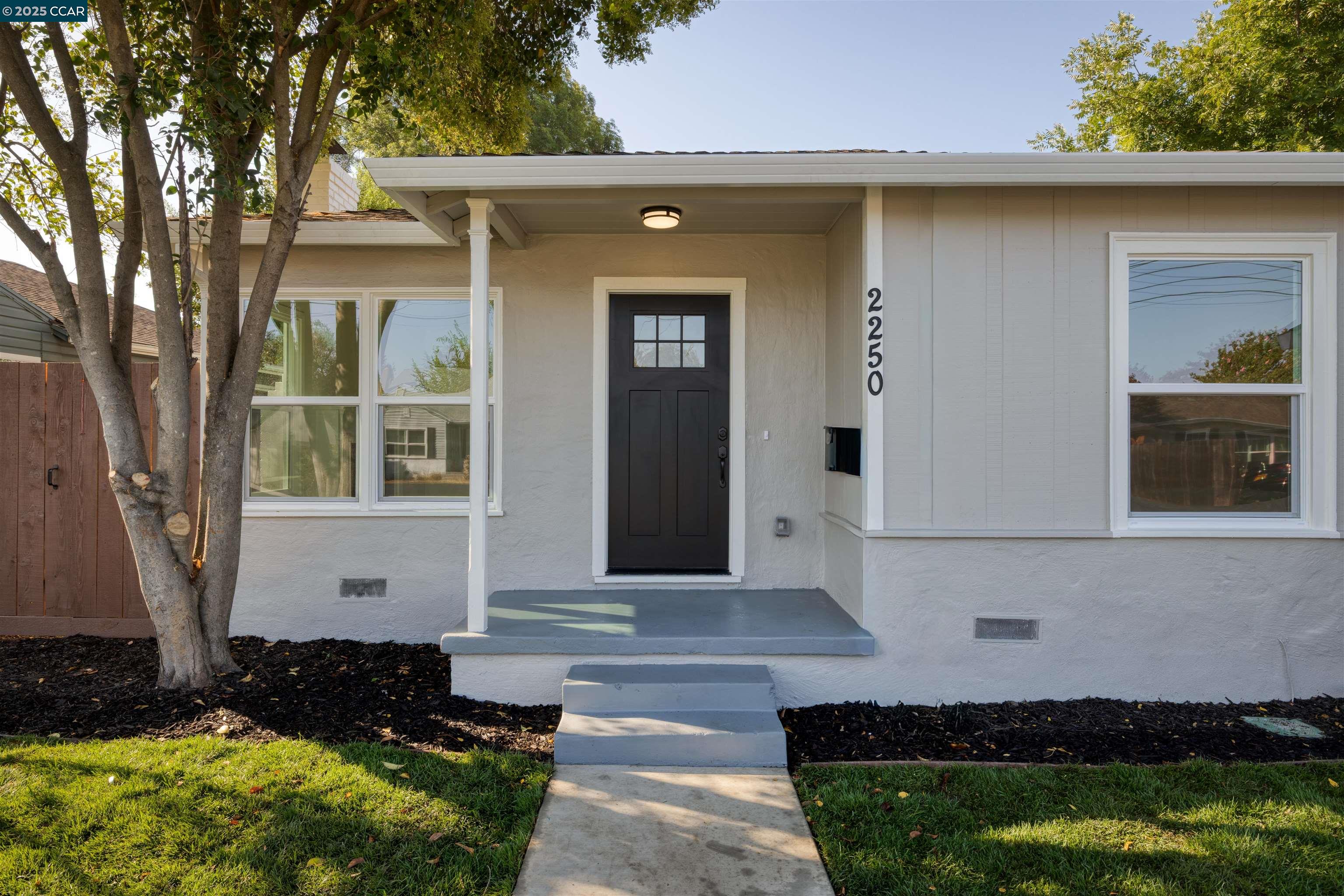 2250 Hickory Dr