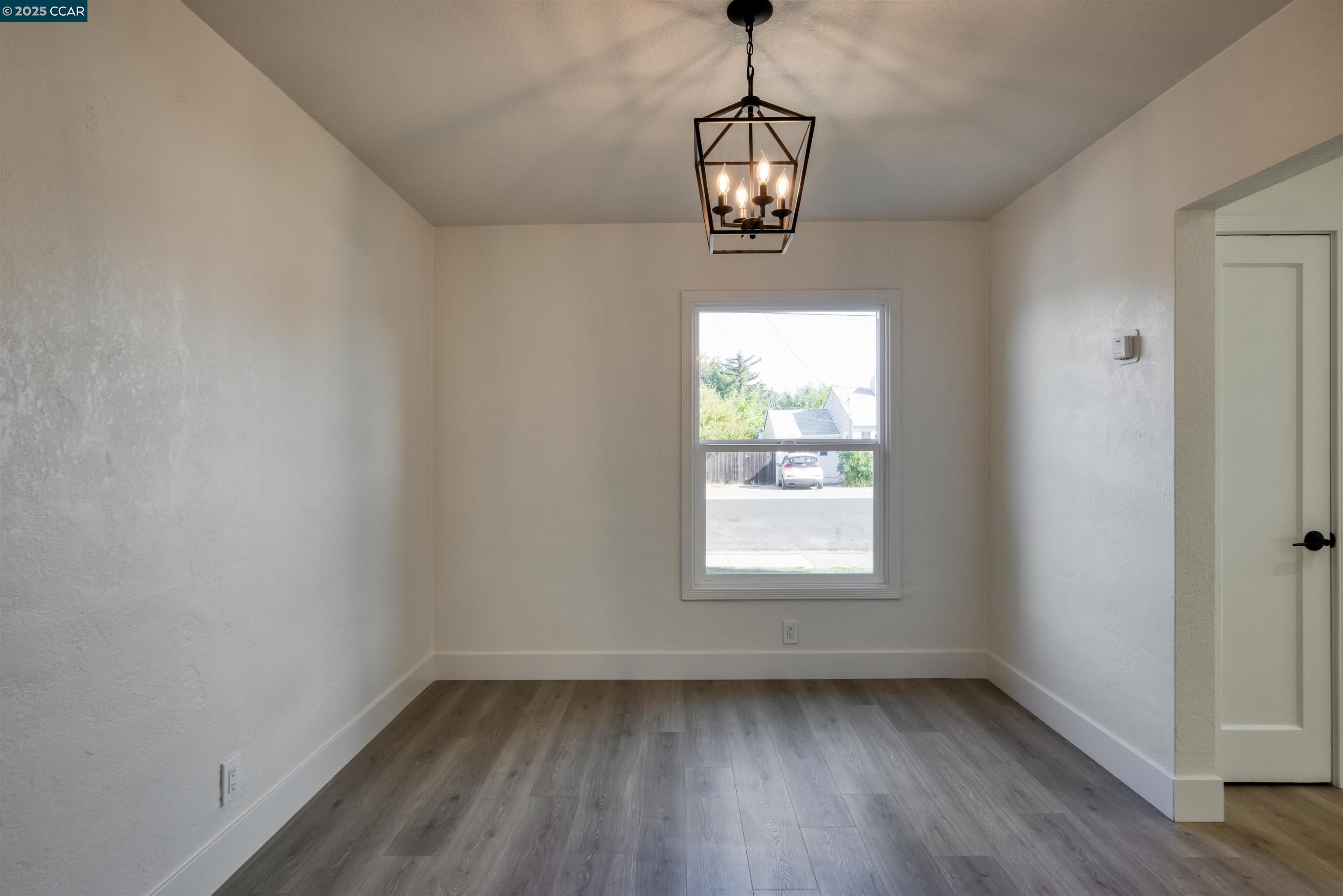 2250 Hickory Dr