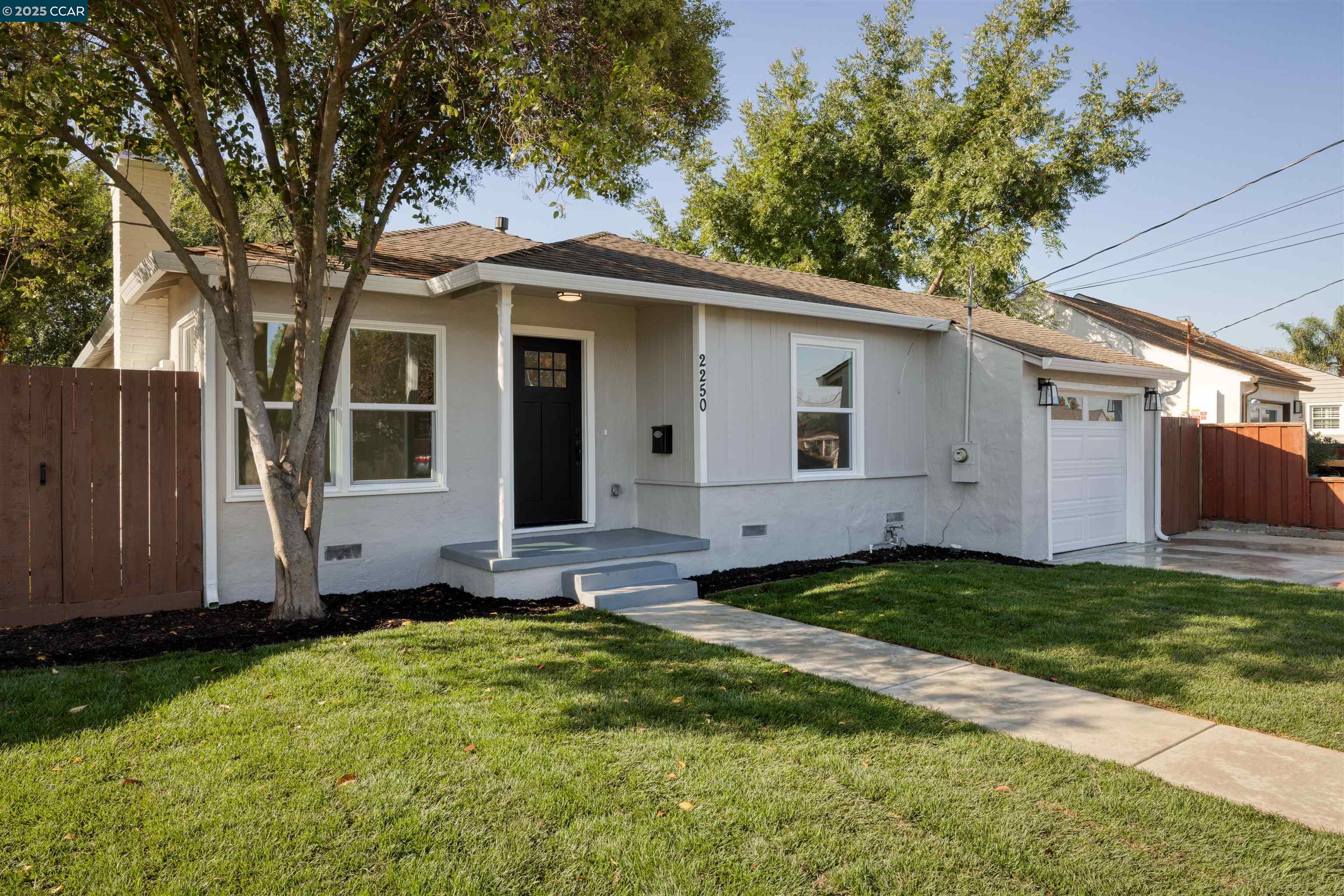 2250 Hickory Dr