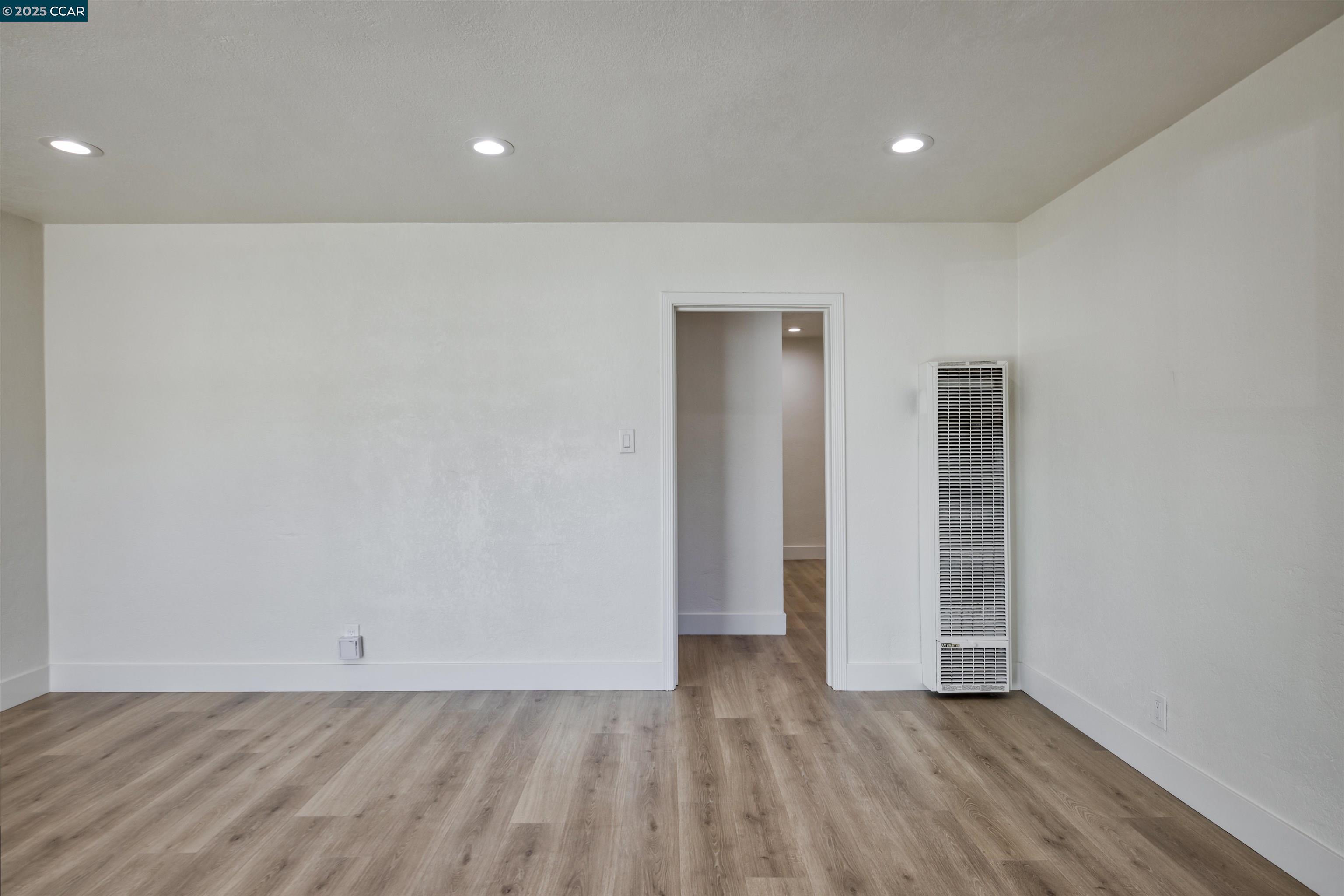 2250 Hickory Dr