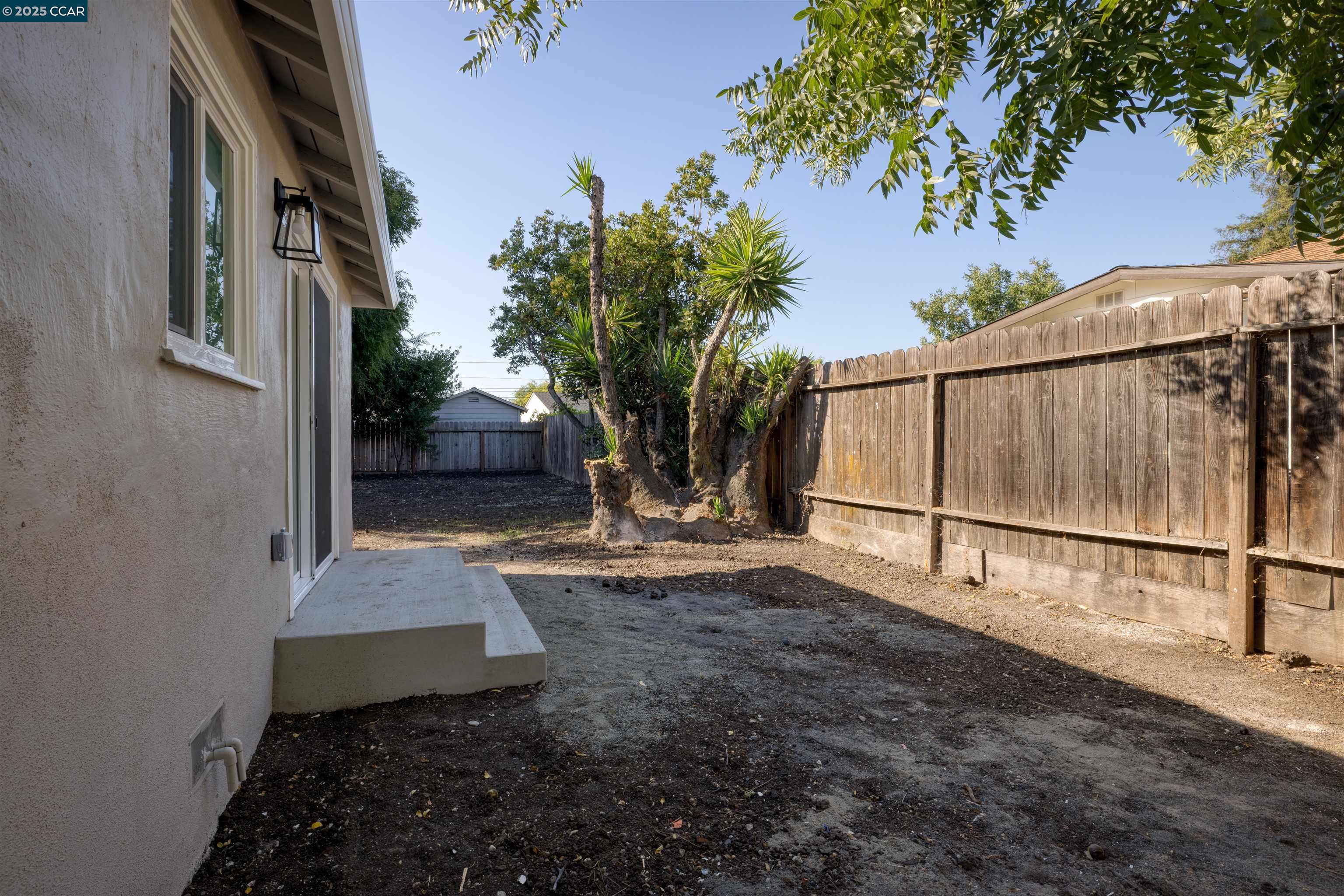 2250 Hickory Dr