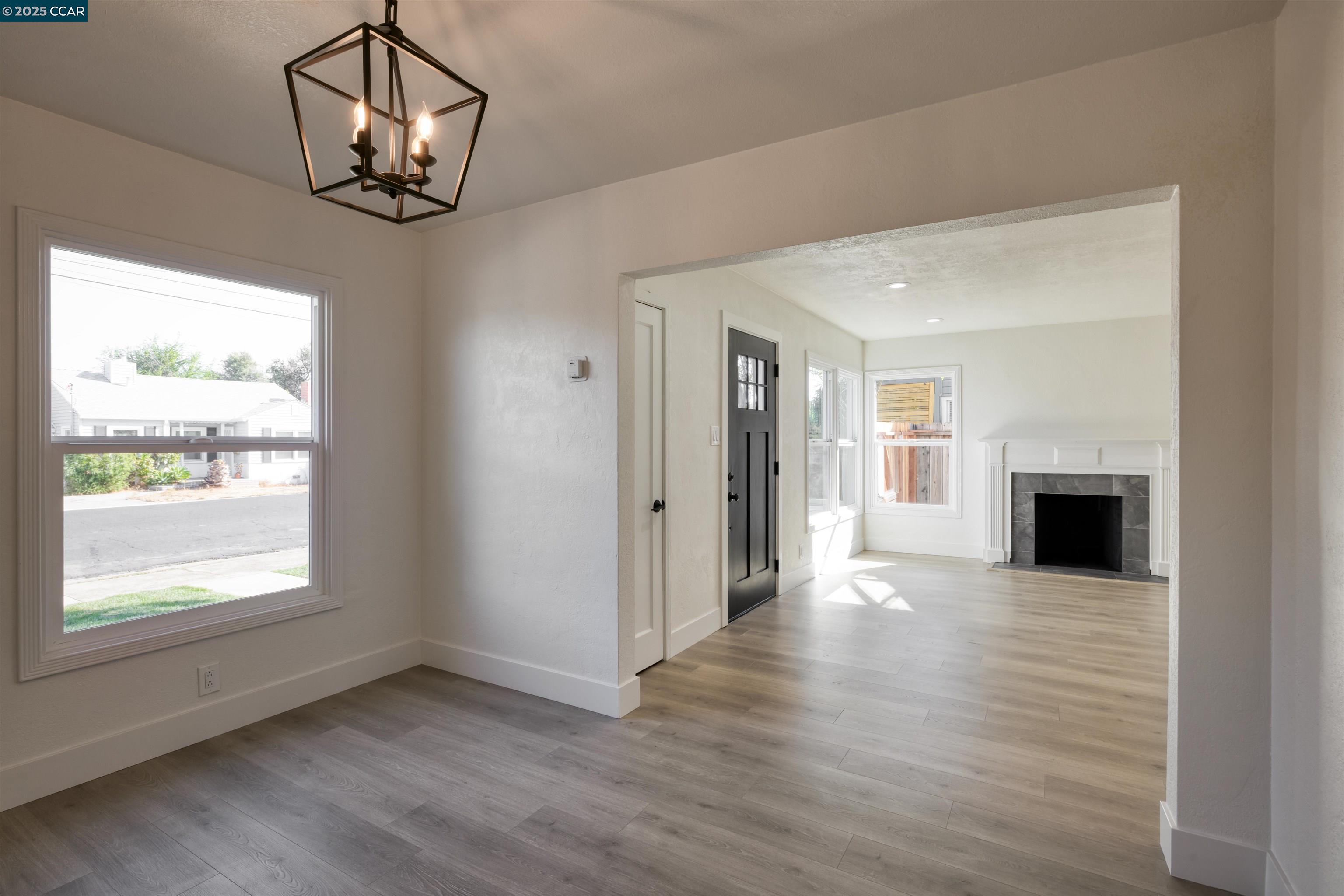 2250 Hickory Dr