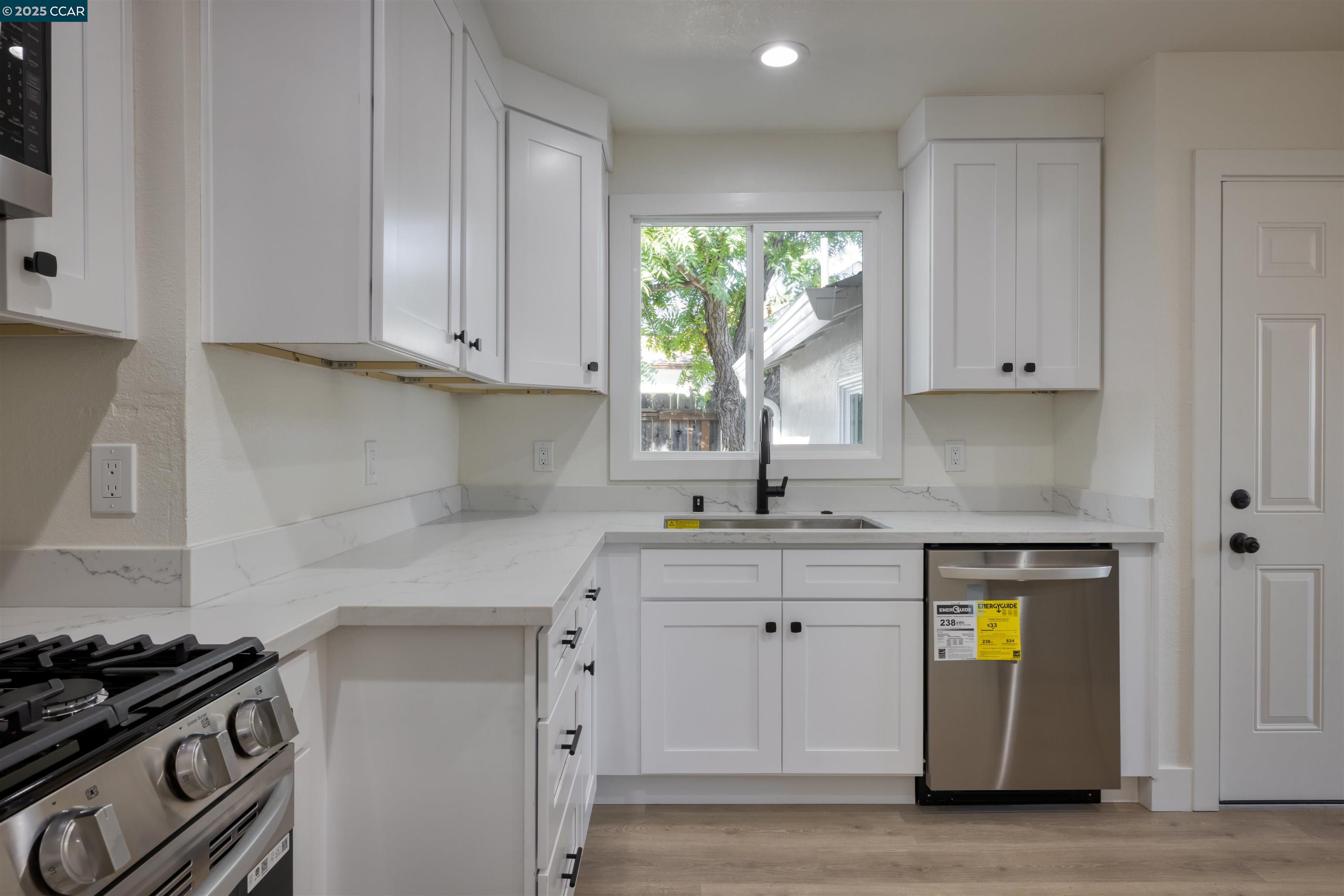 2250 Hickory Dr
