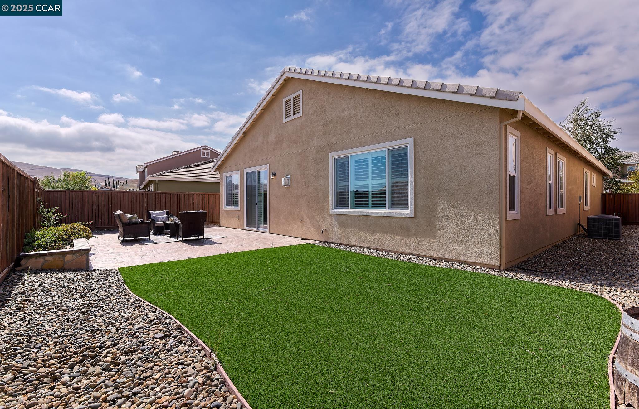 2447 Vallarta Dr