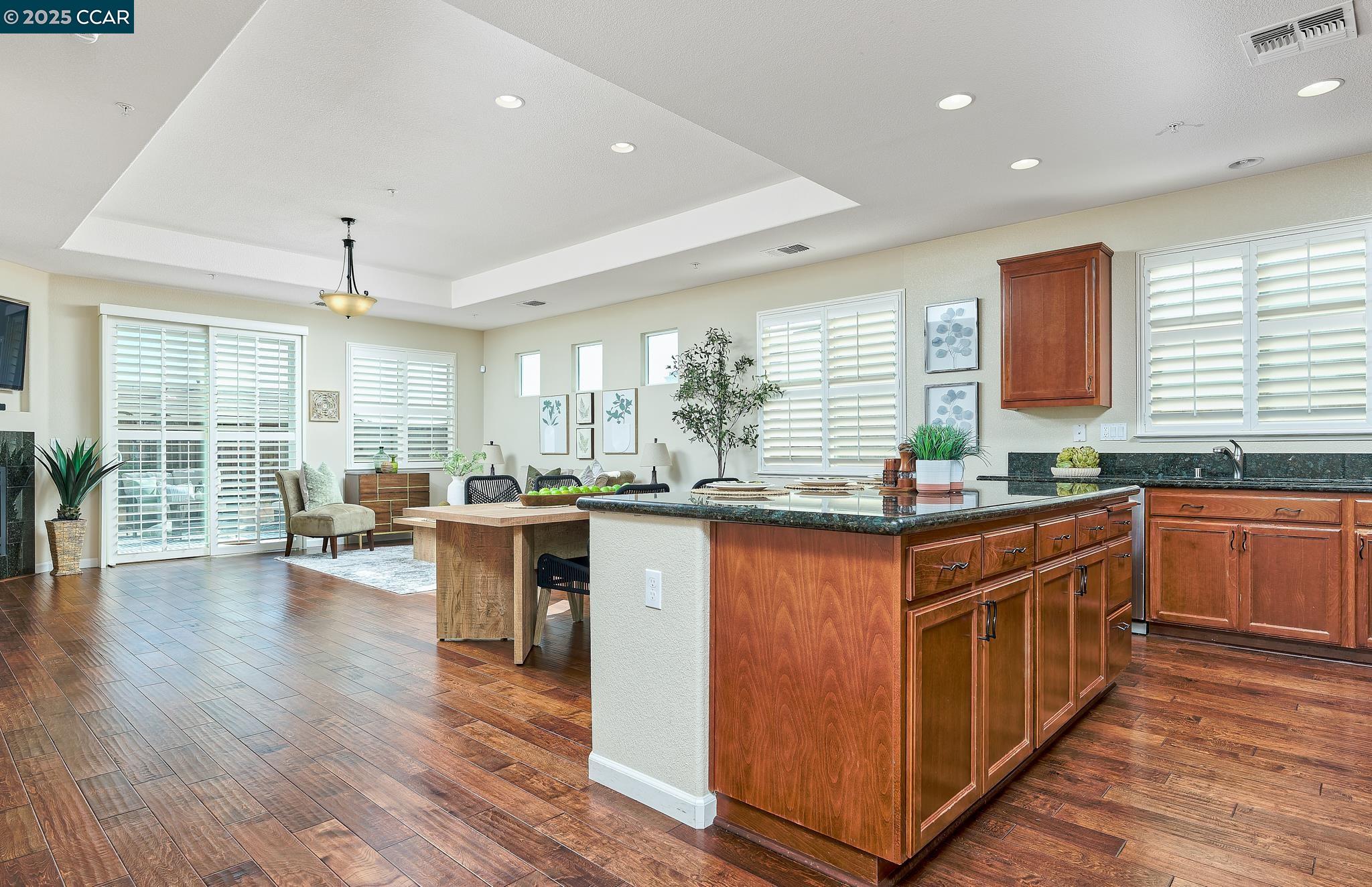 2447 Vallarta Dr