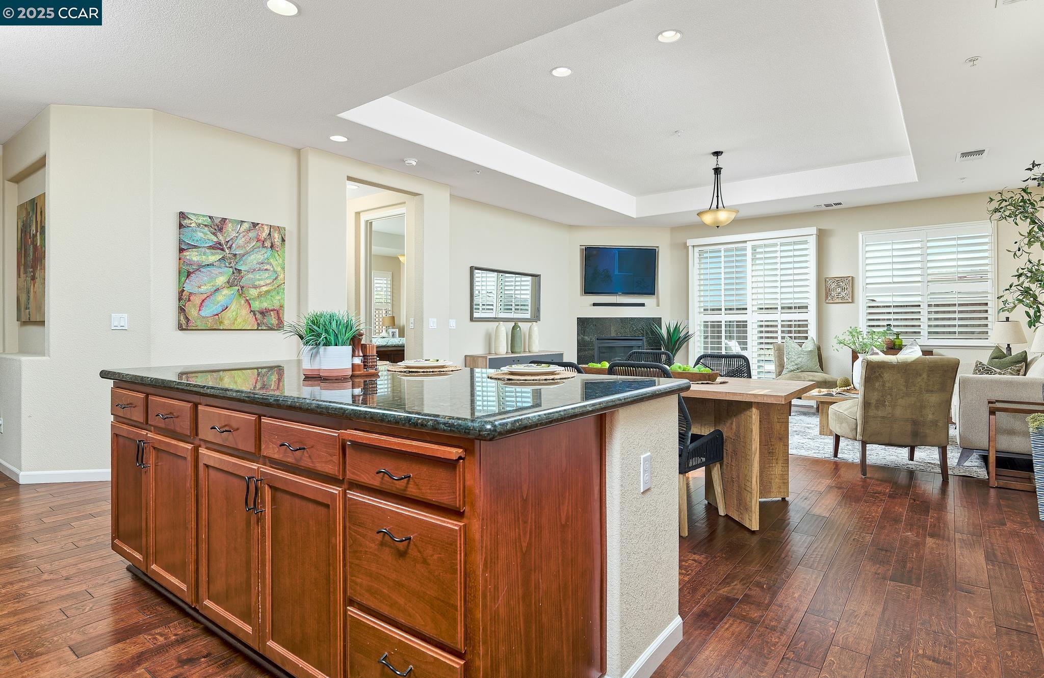 2447 Vallarta Dr