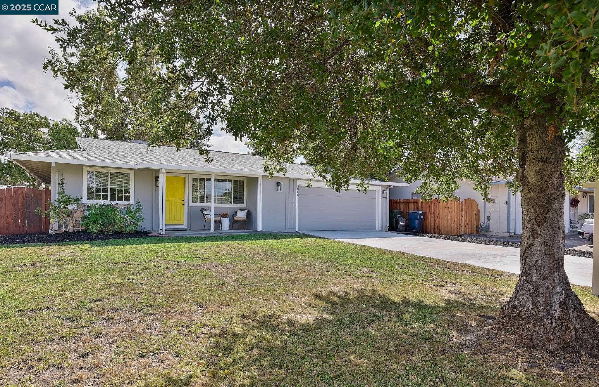 1333 Daisy Ln