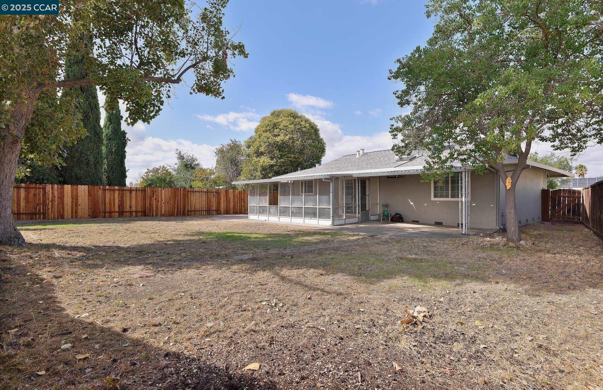 1333 Daisy Ln