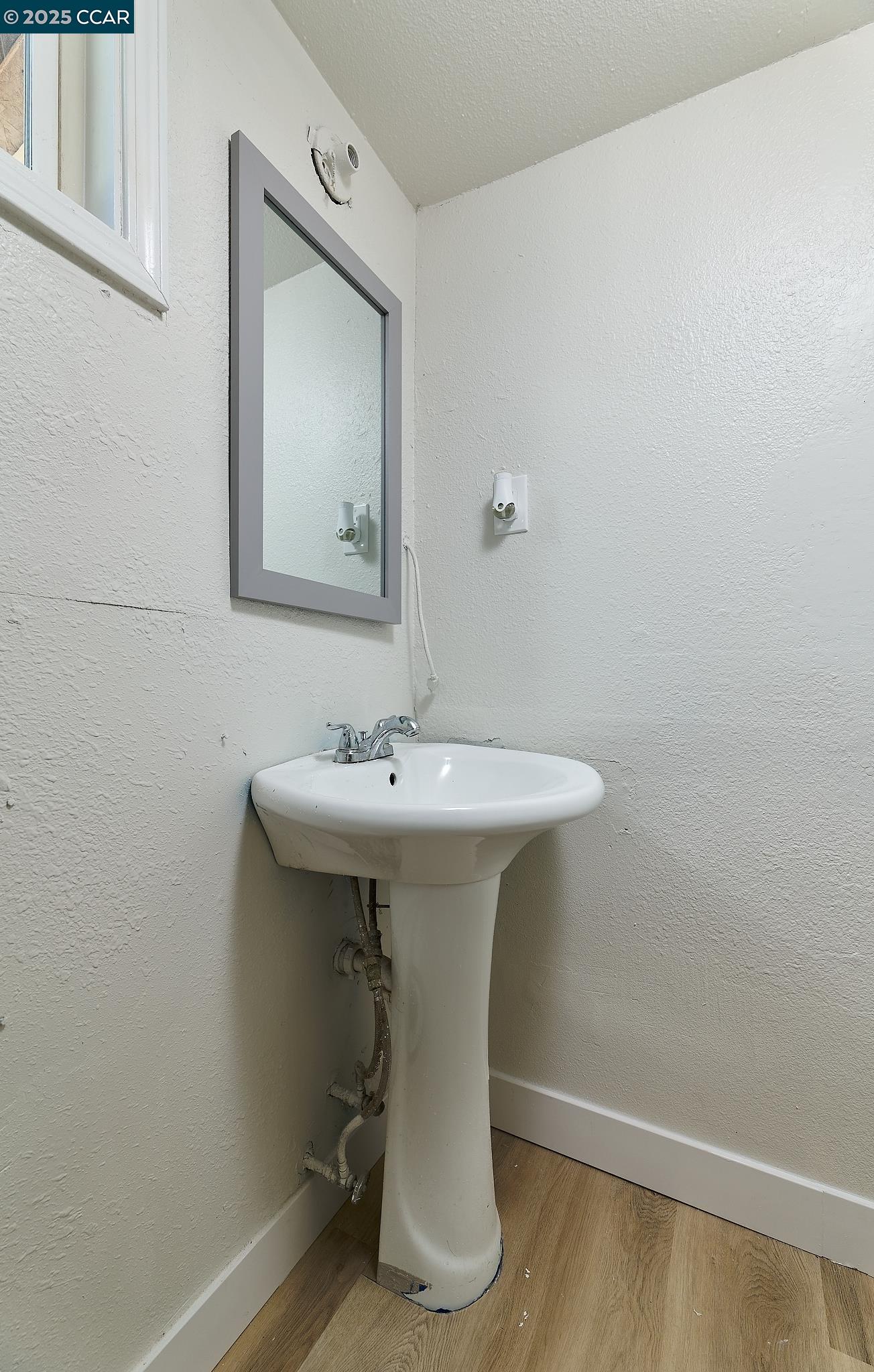 1307 W 8Th St, Antioch