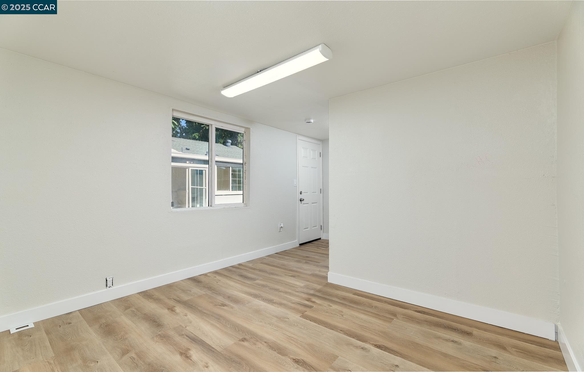 1307 W 8Th St, Antioch