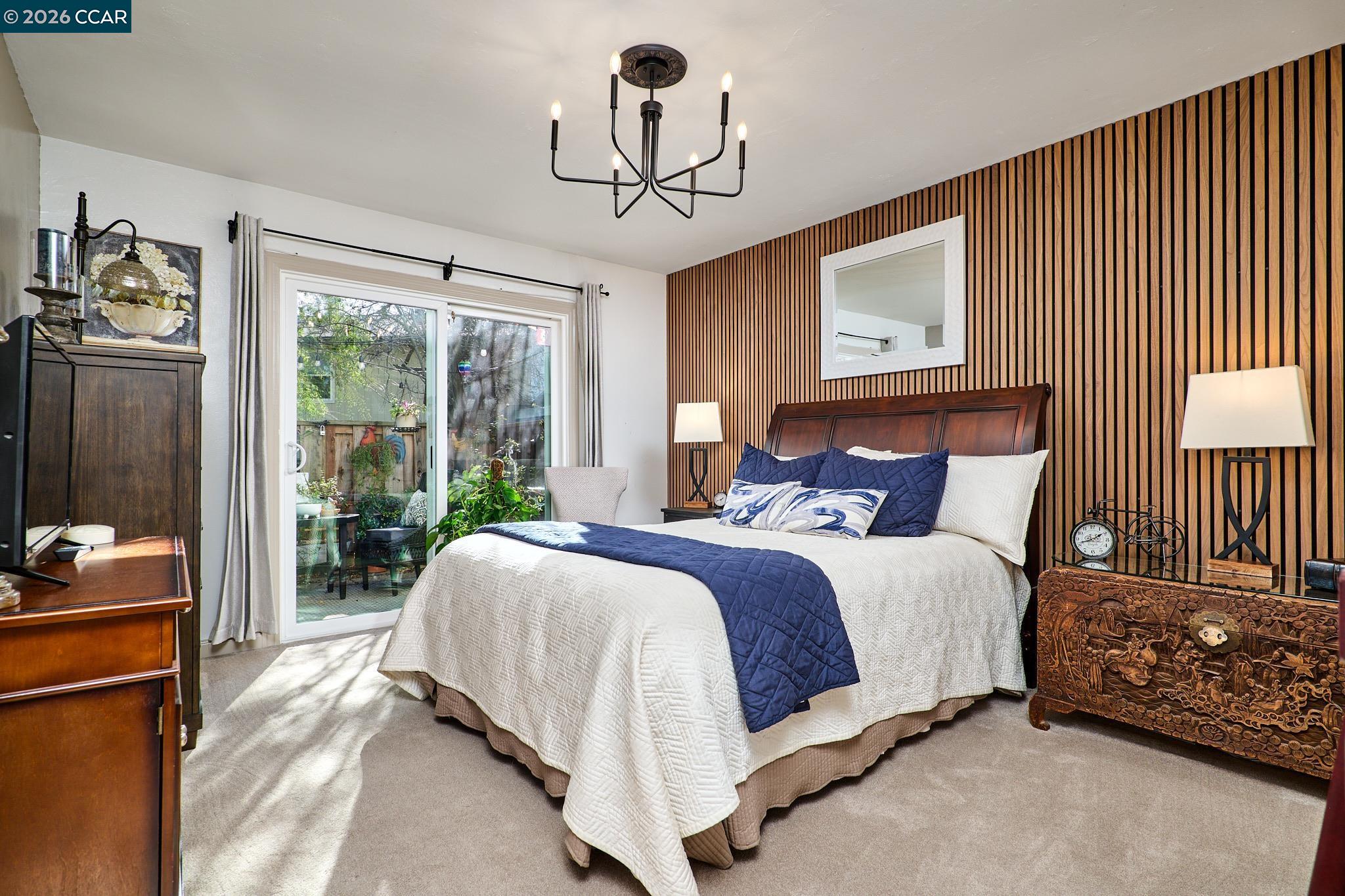 156 Holiday Hills Dr