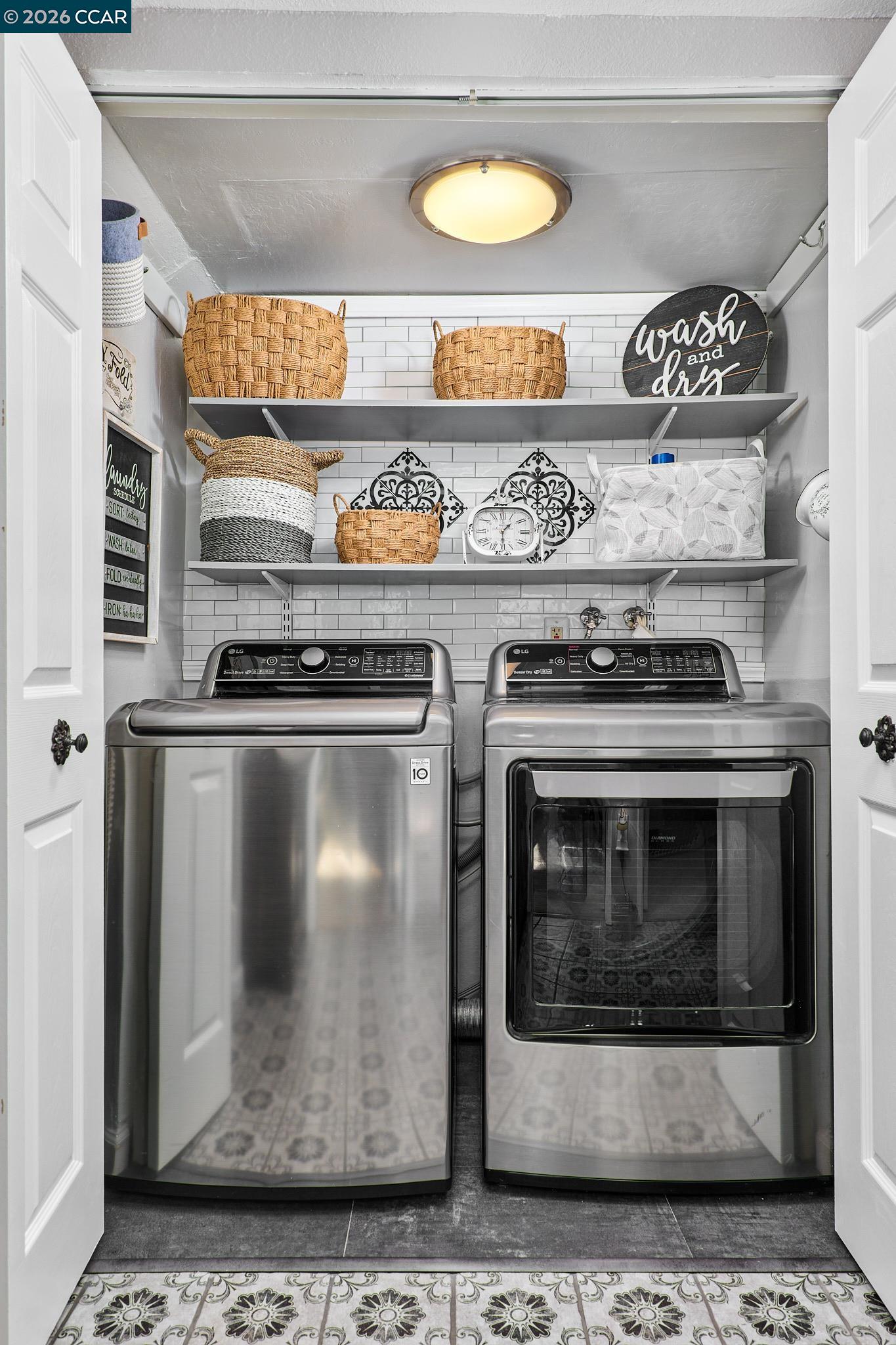 156 Holiday Hills Dr