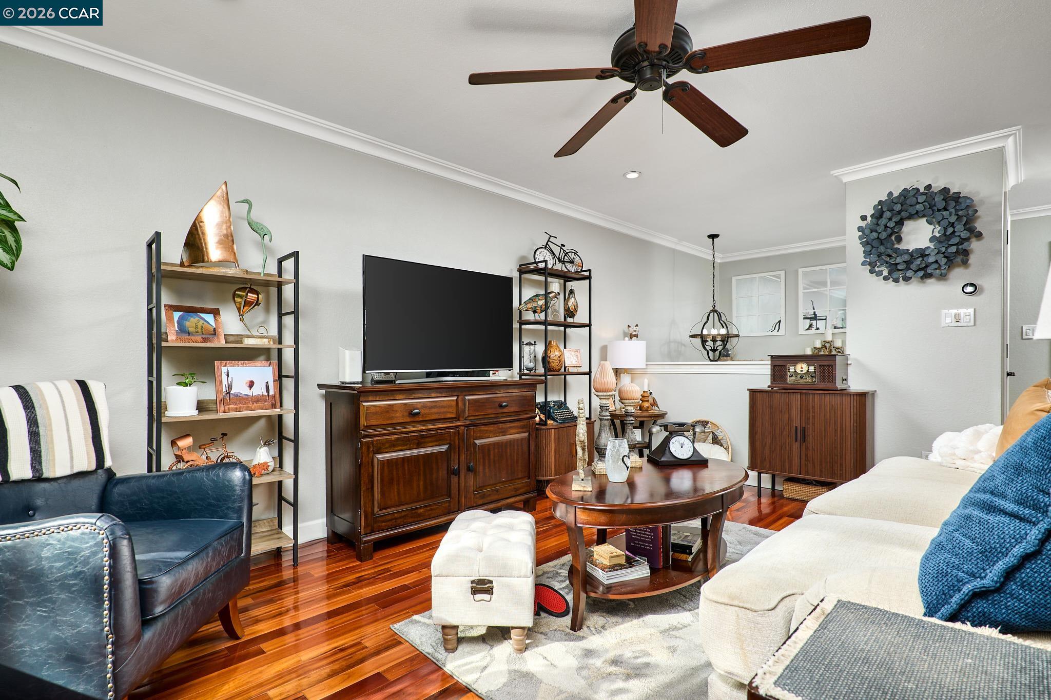 156 Holiday Hills Dr