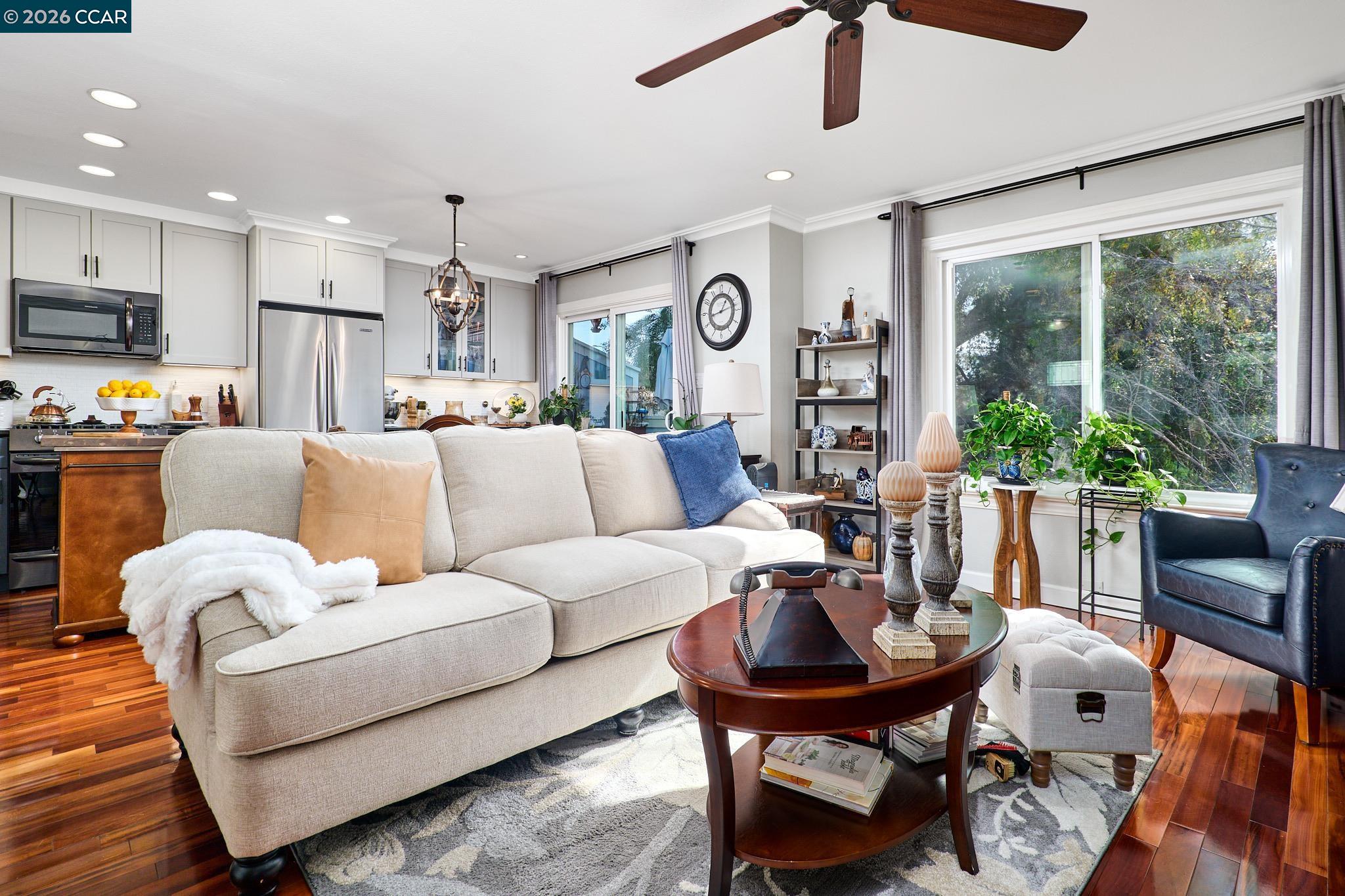 156 Holiday Hills Dr