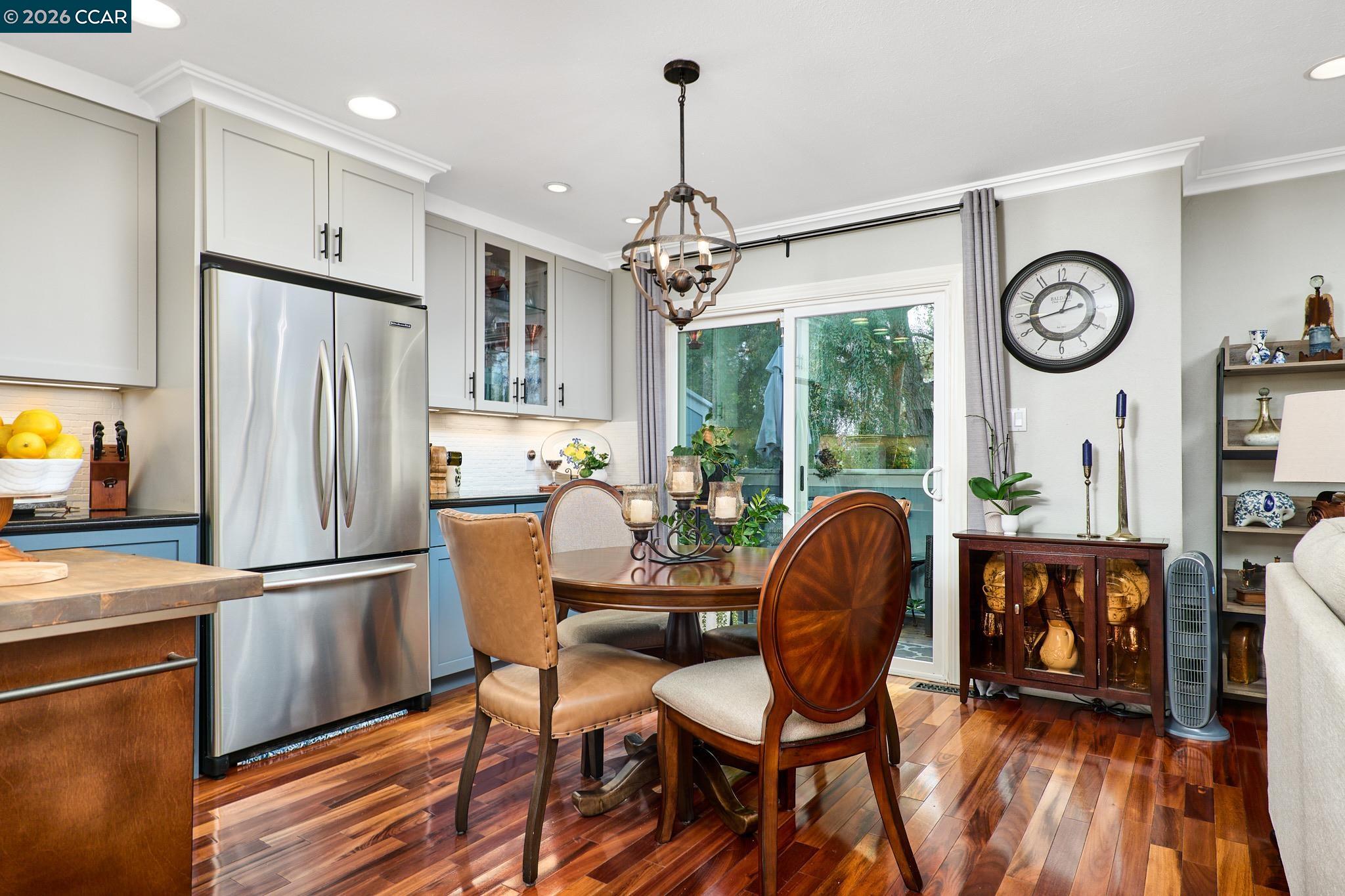 156 Holiday Hills Dr