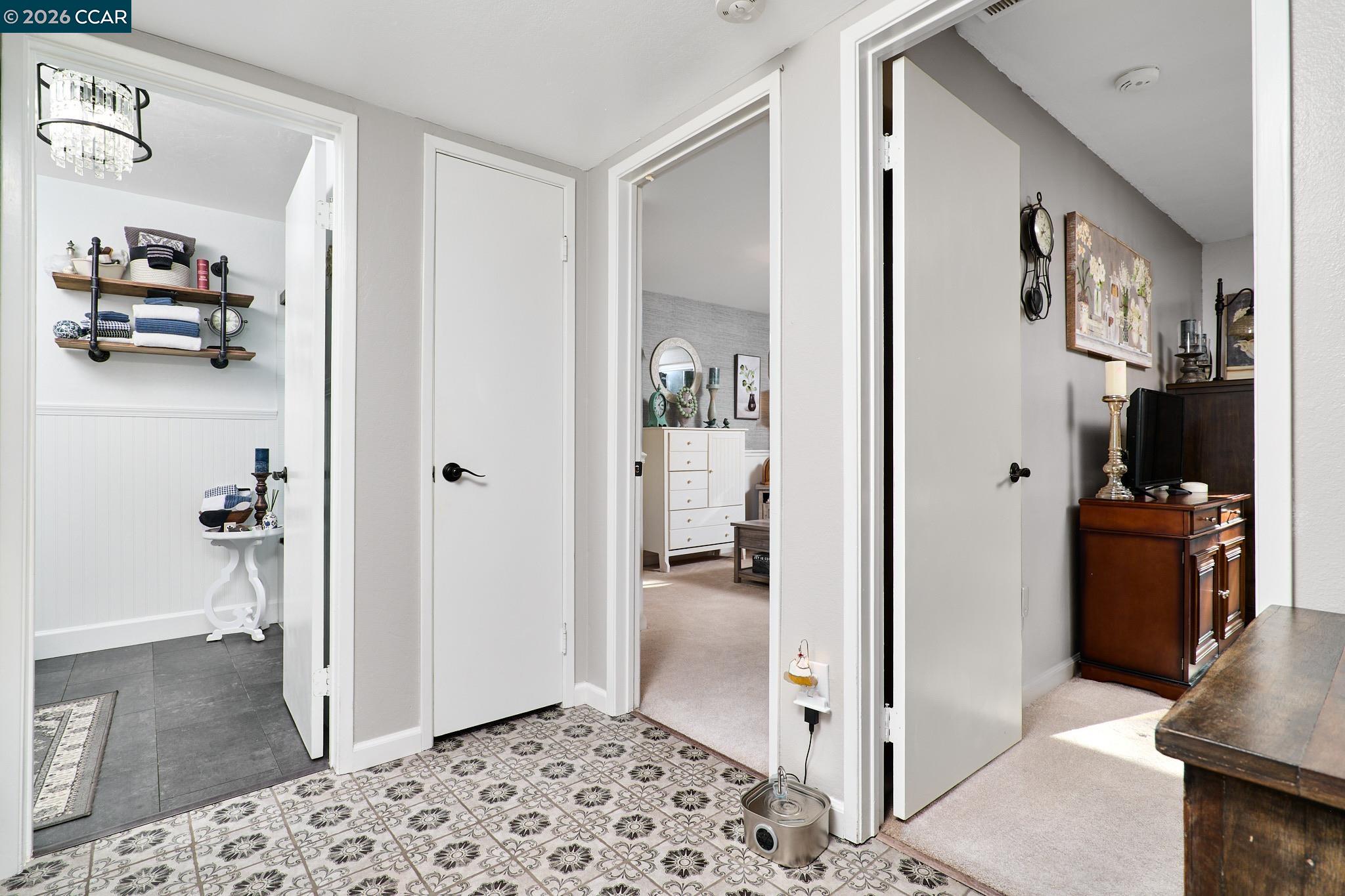 156 Holiday Hills Dr