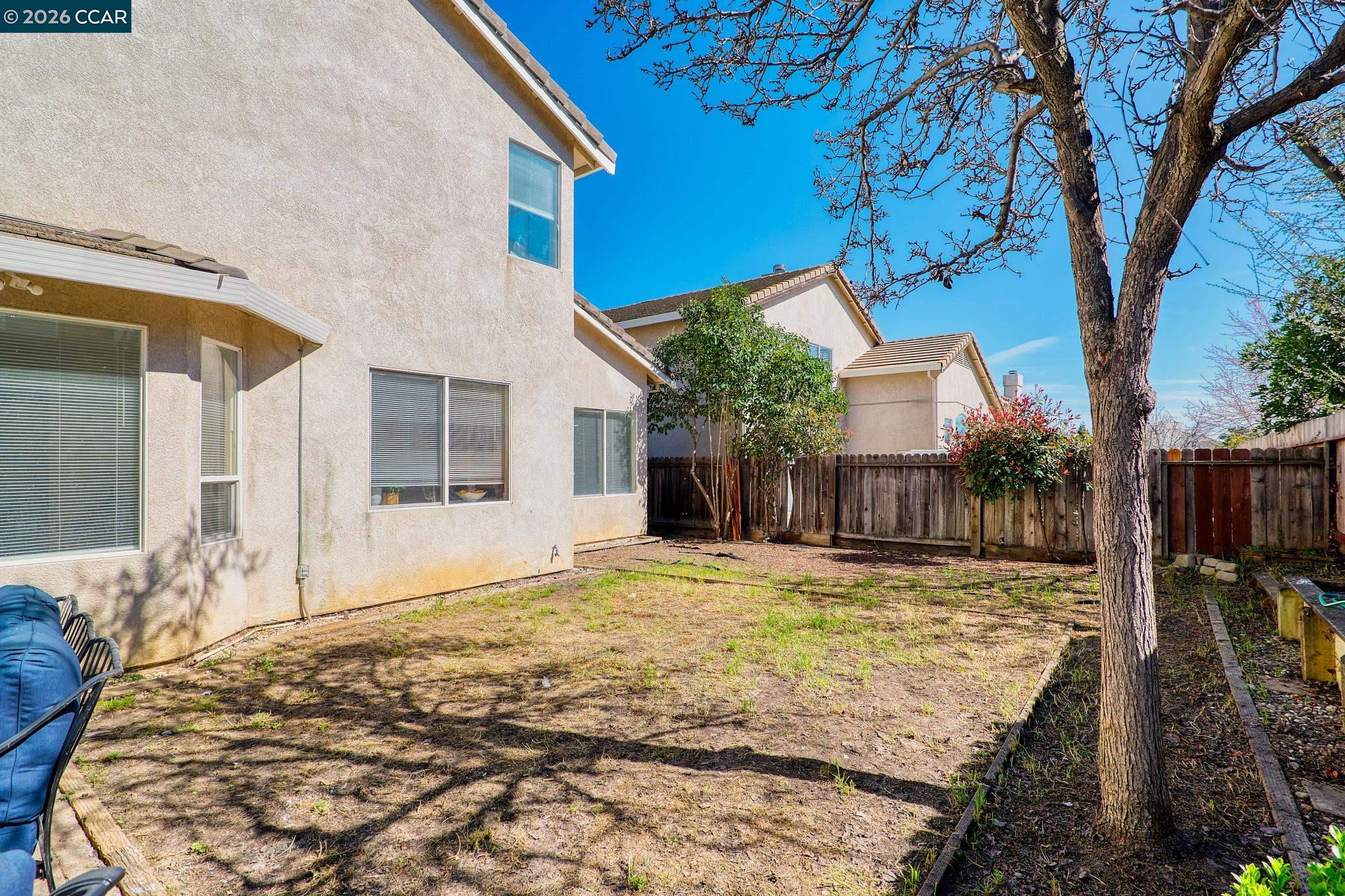 2512 Forty Niner Way