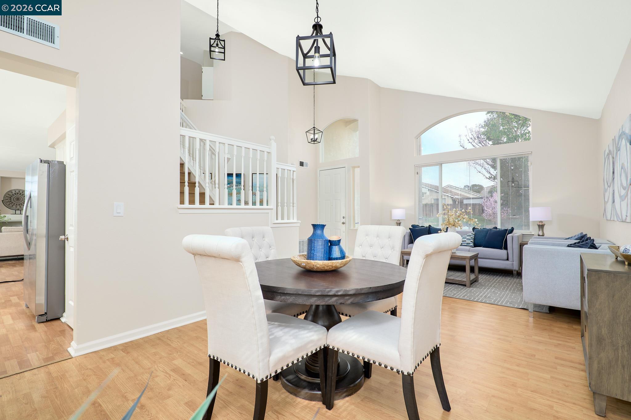 2512 Forty Niner Way