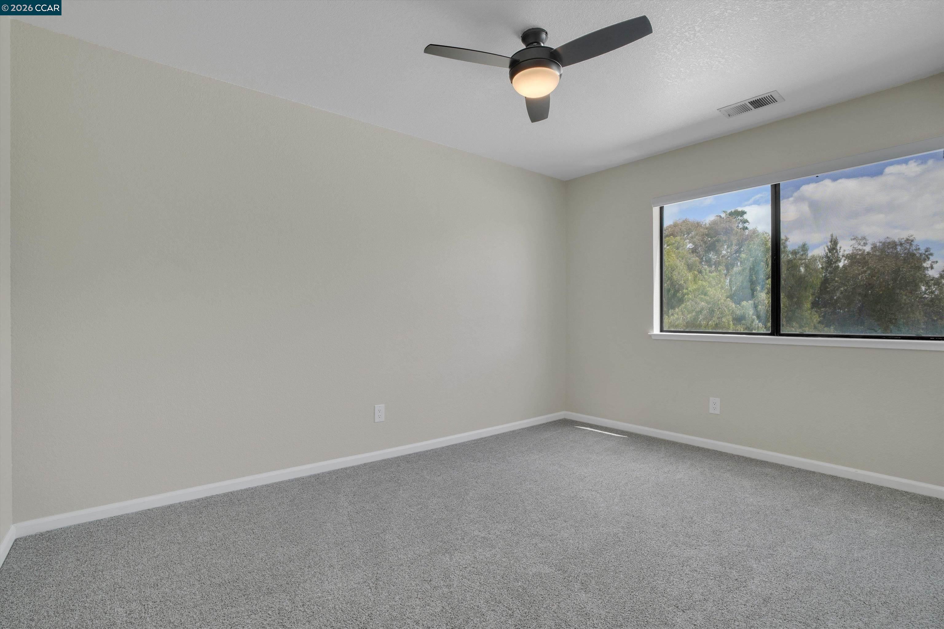 1605 Riverlake Rd