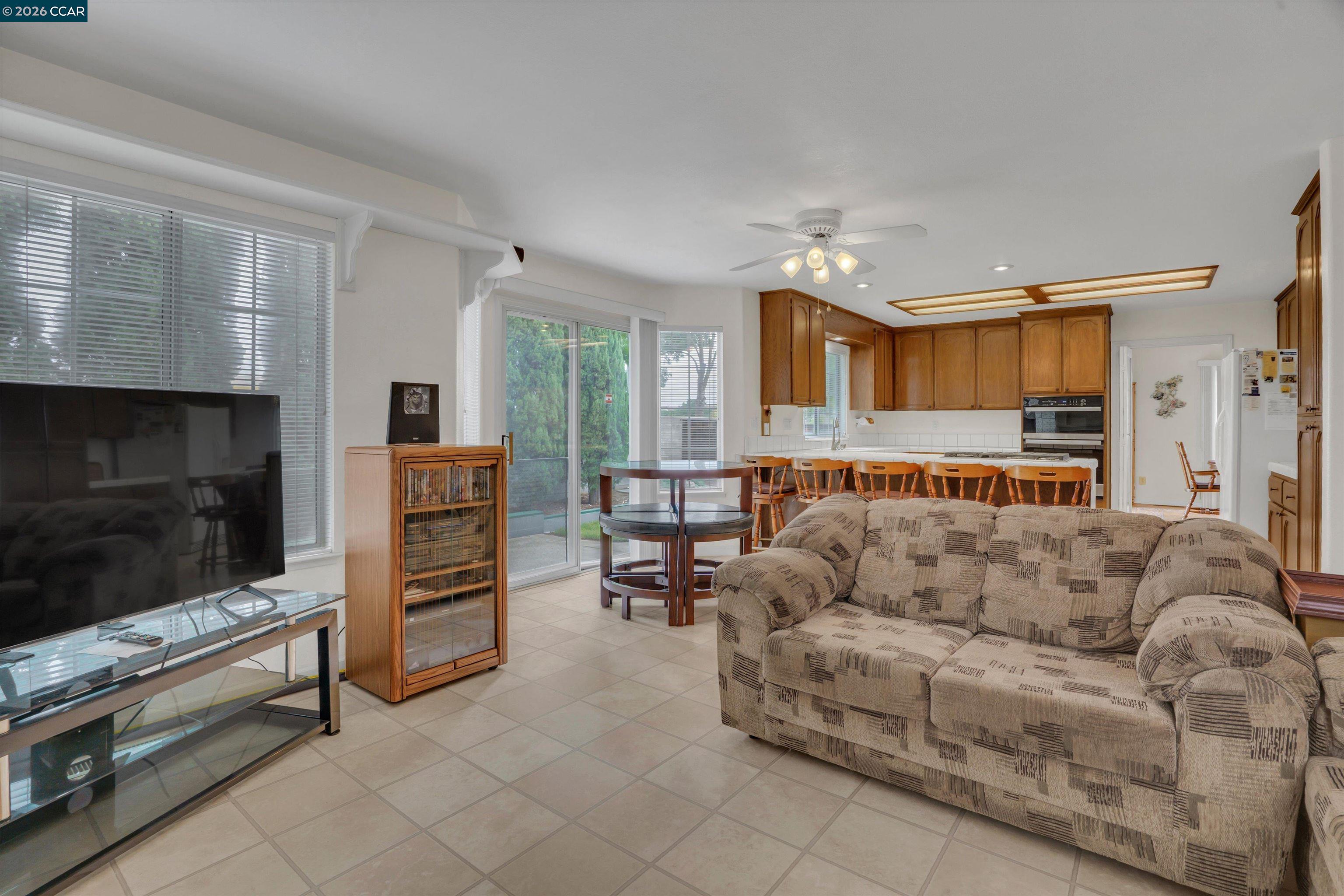 160 Meadow Brook Ct