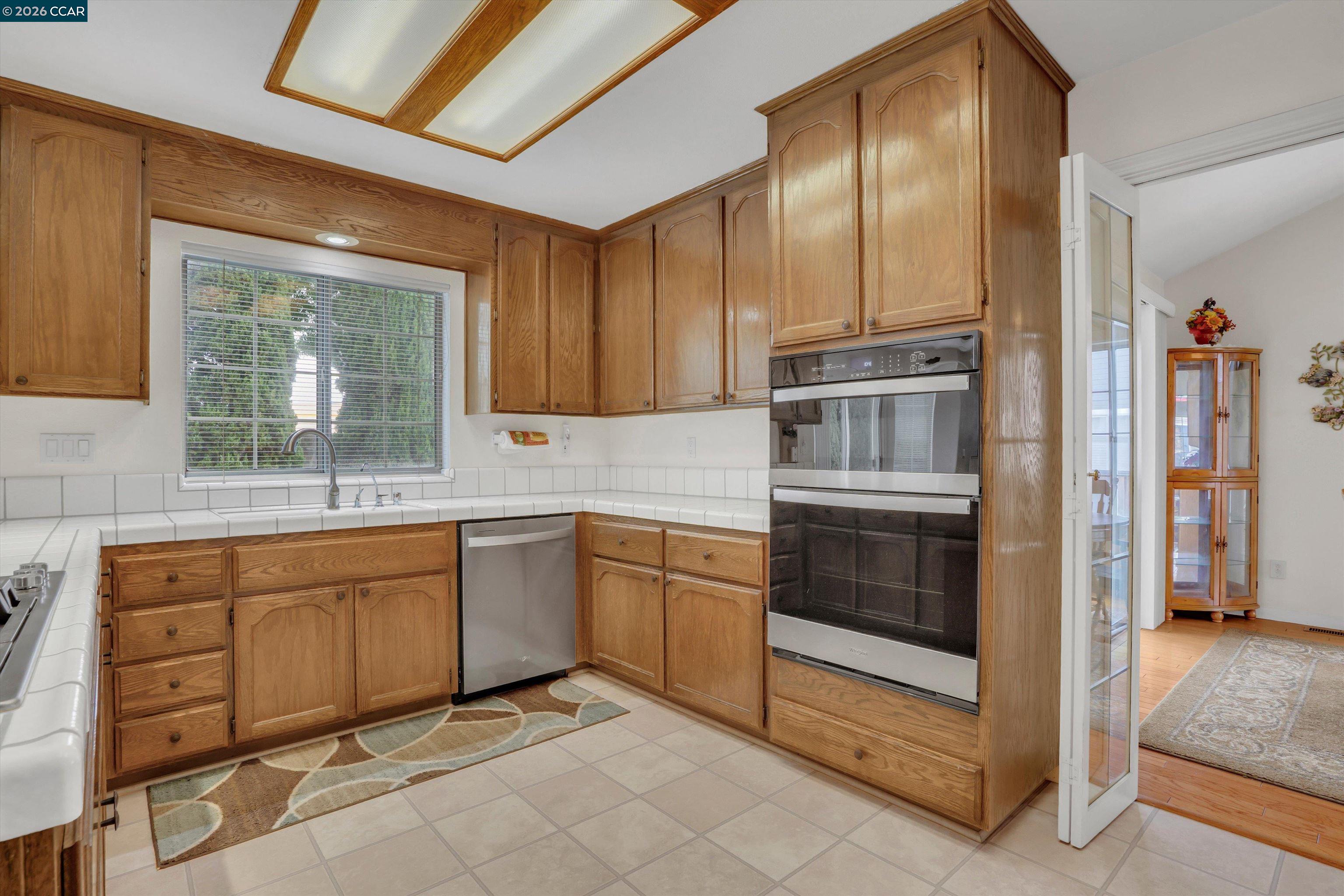160 Meadow Brook Ct