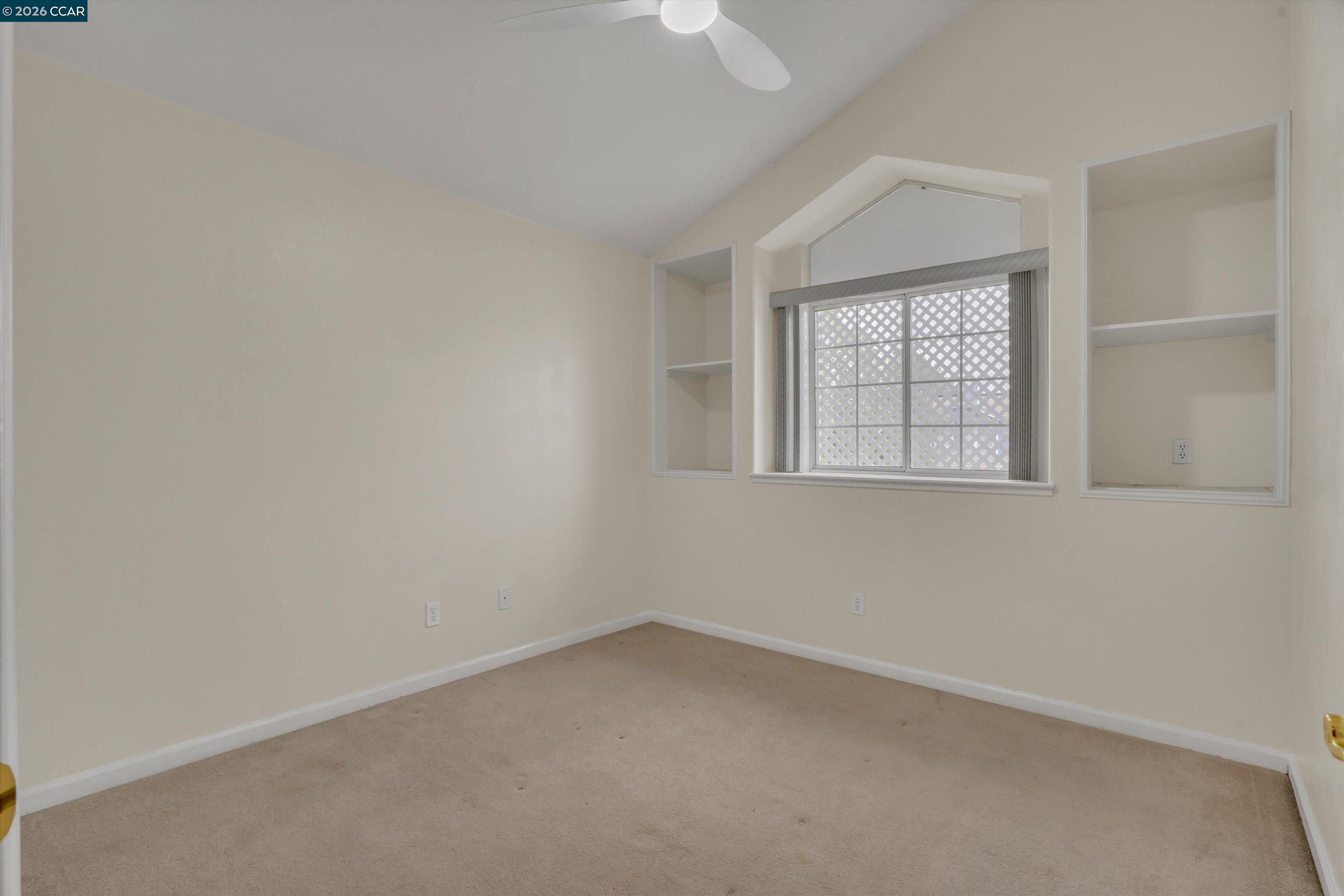 160 Meadow Brook Ct
