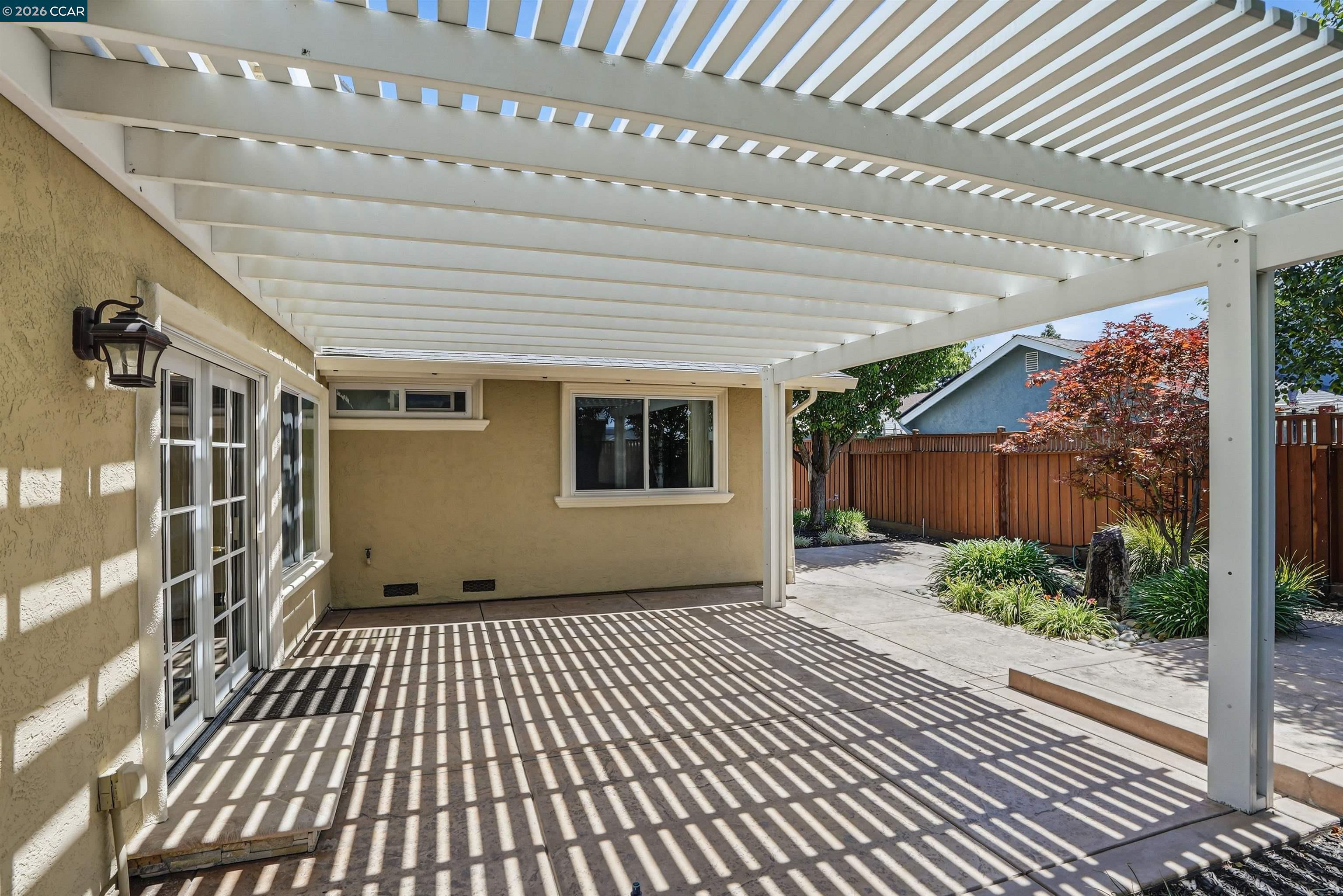 5517 Shorehaven Cir