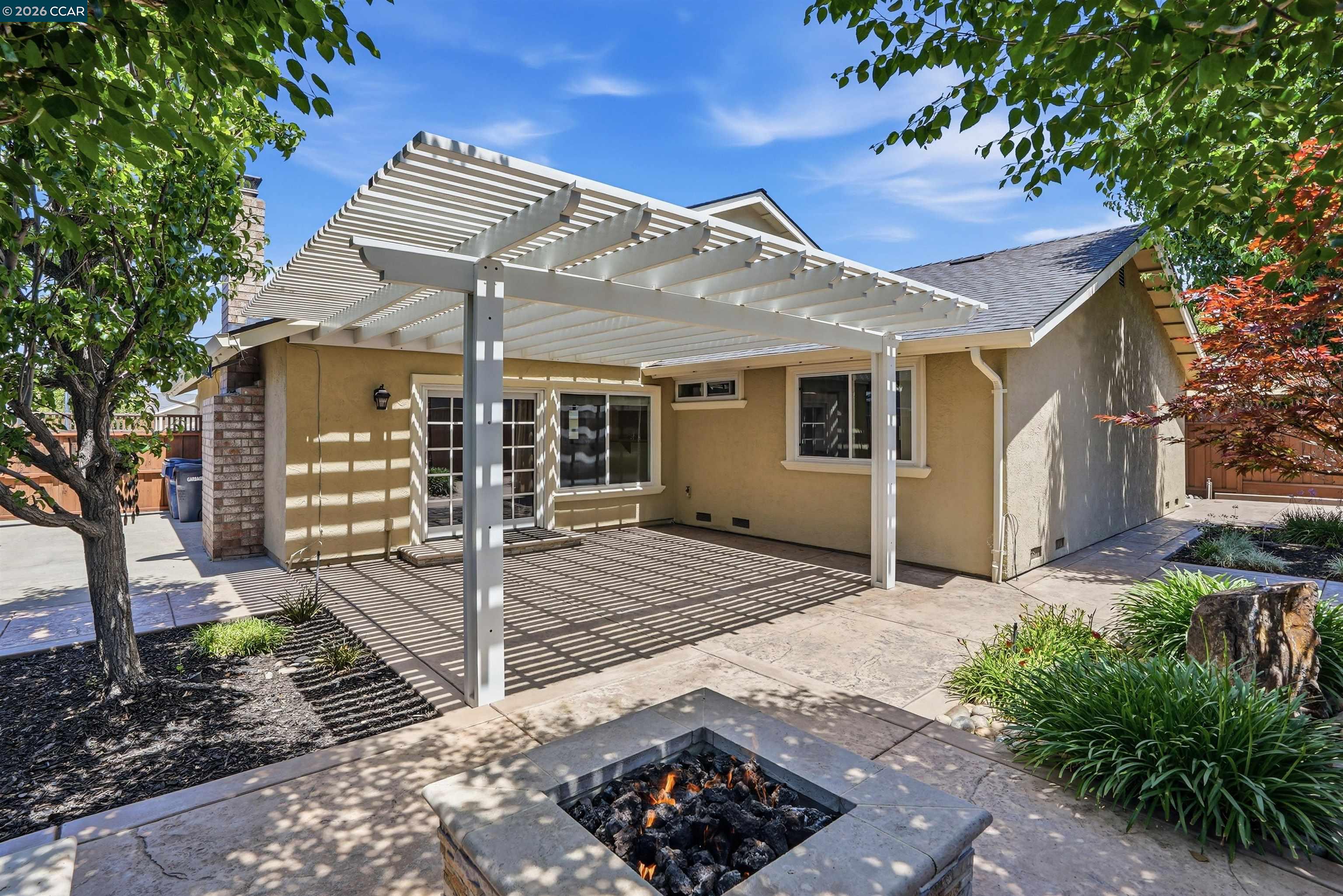 5517 Shorehaven Cir