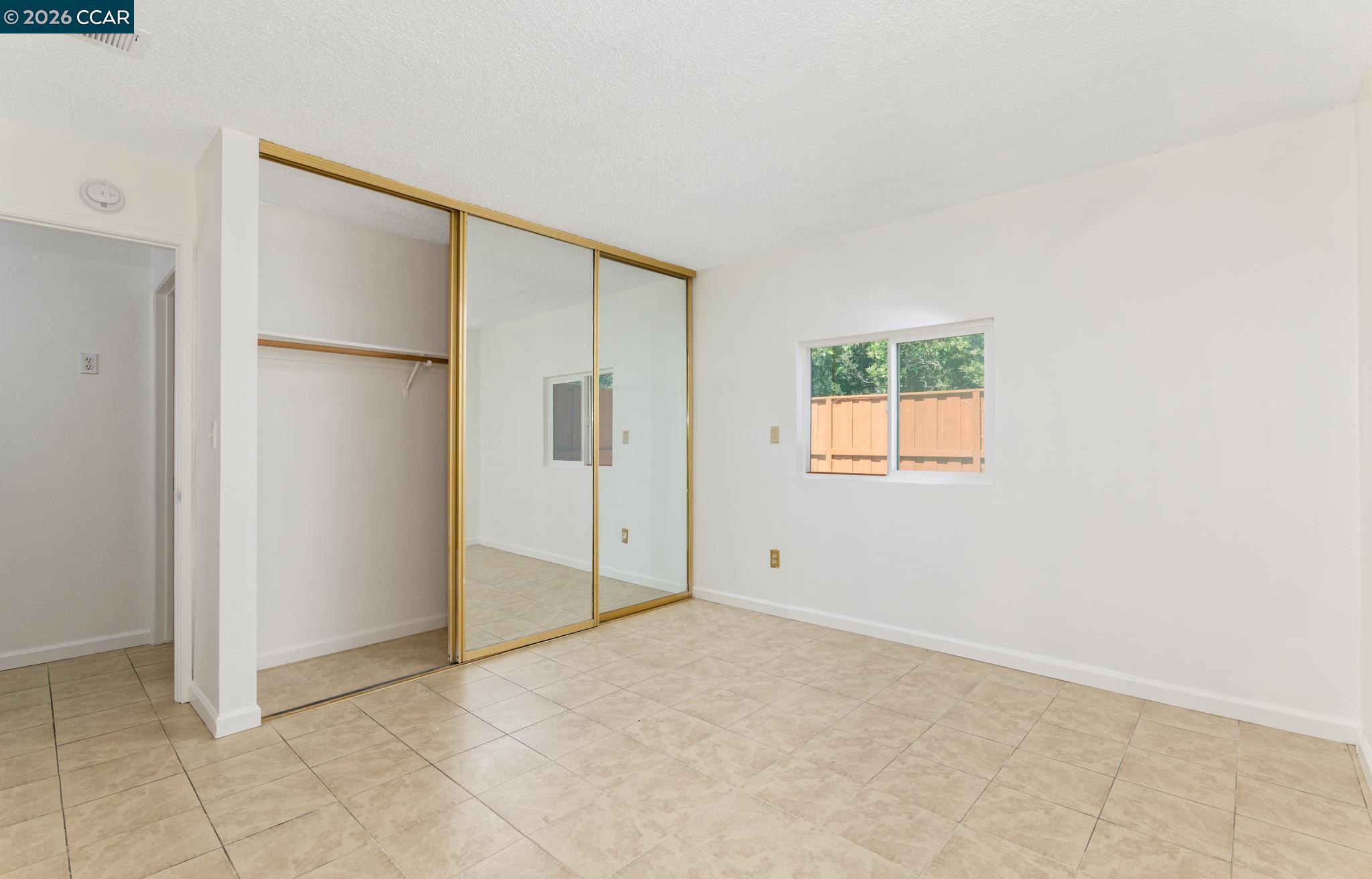 2412 Sequoia Dr