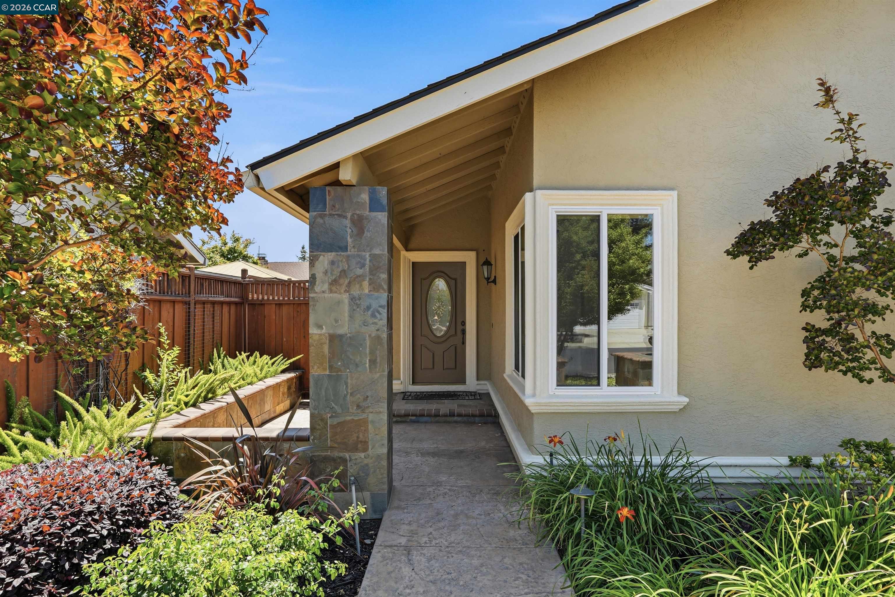 5517 Shorehaven Cir
