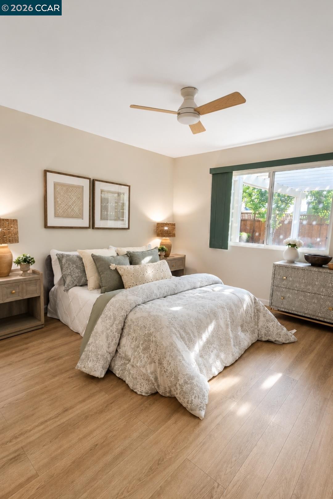 5517 Shorehaven Cir