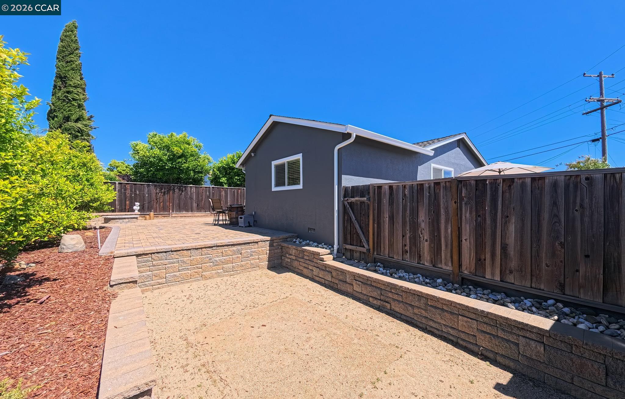 3922 Fordham Way