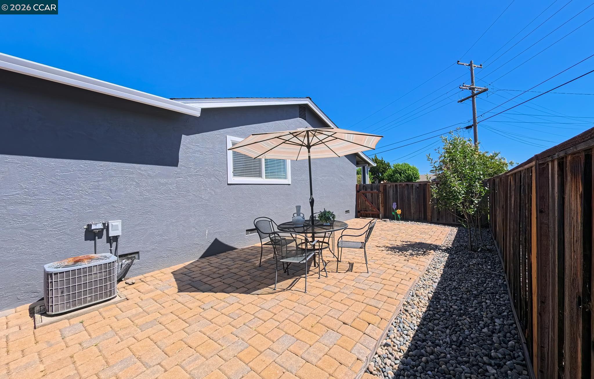 3922 Fordham Way