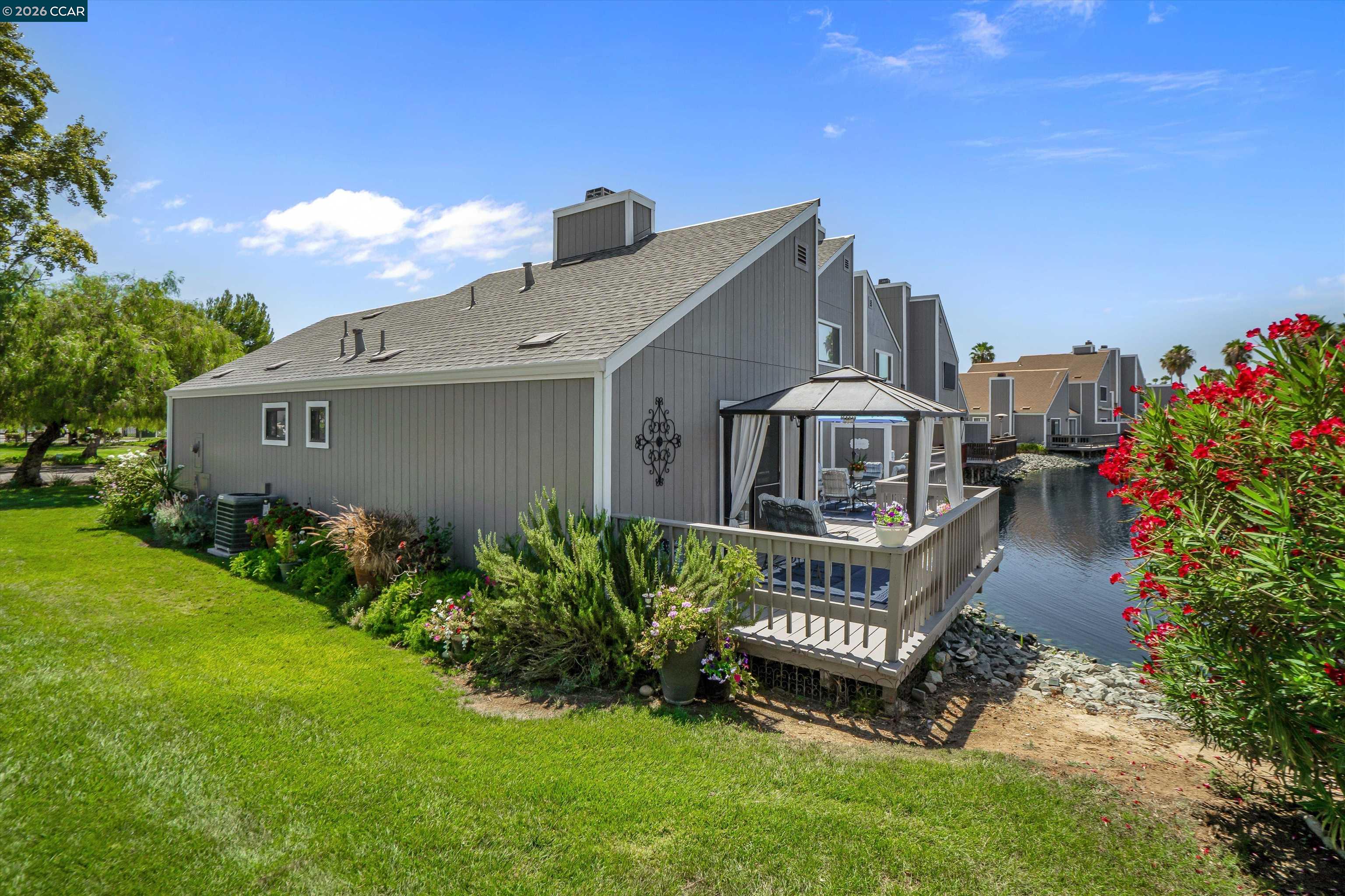 1601 Riverlake Rd