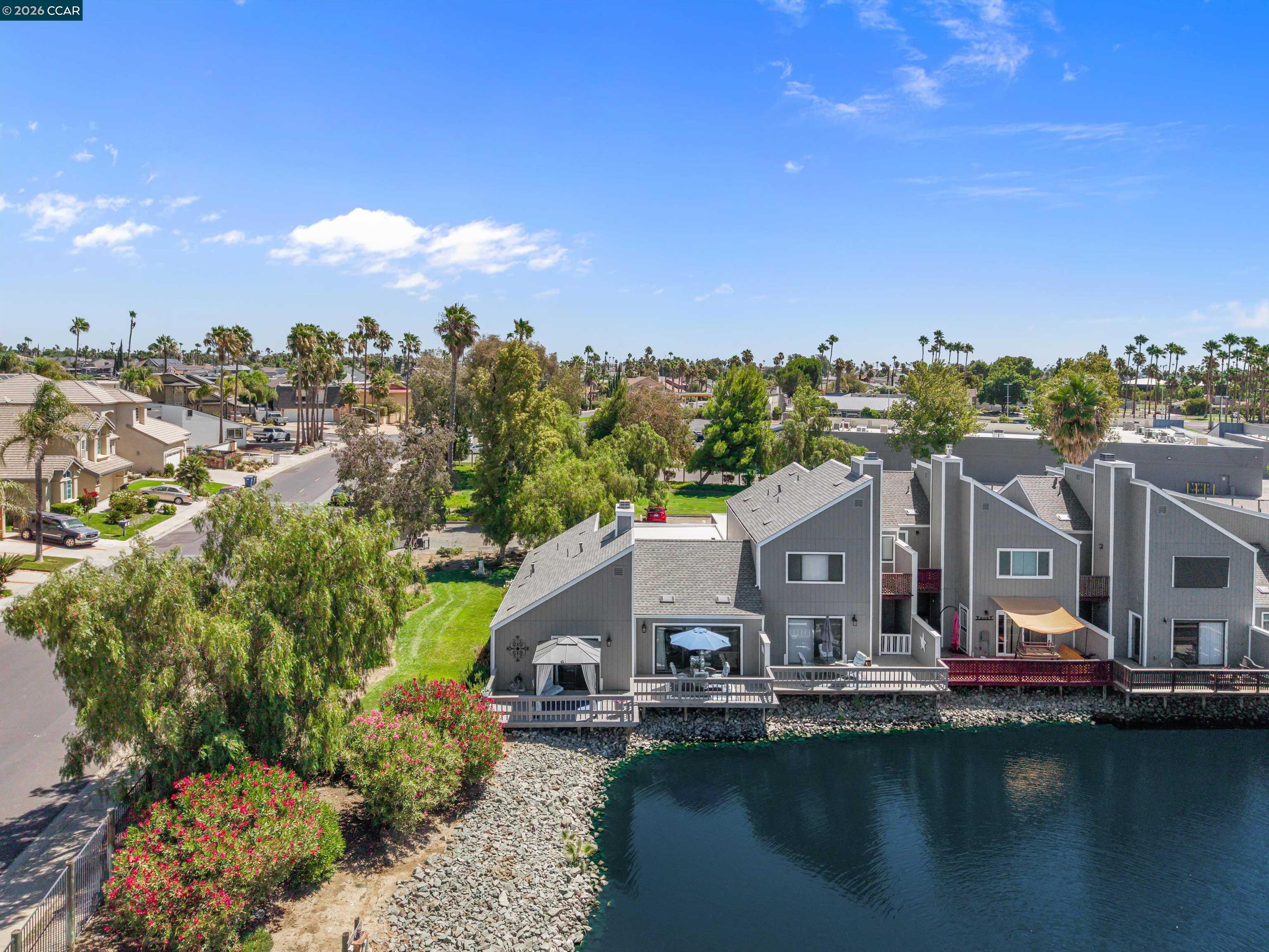 1601 Riverlake Rd