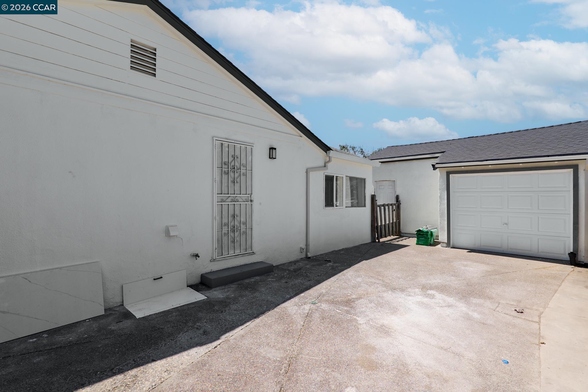 103 Cataline Ave