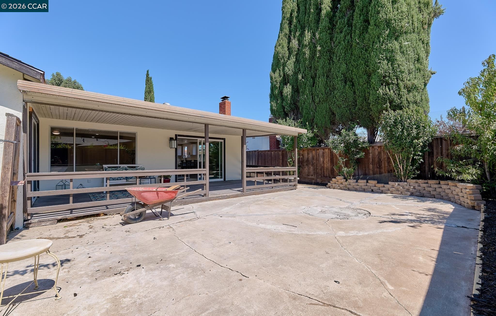 2117 Lopez Dr