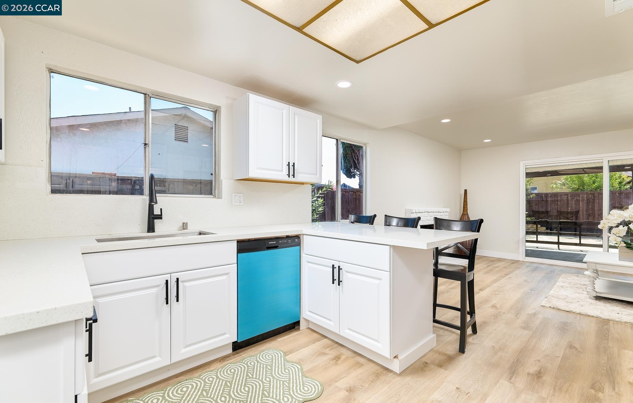 2117 Lopez Dr